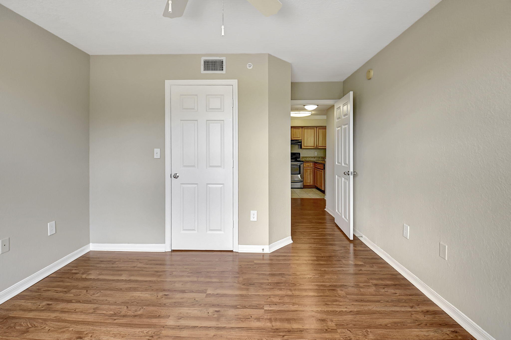 15185 Michelangelo Boulevard 305