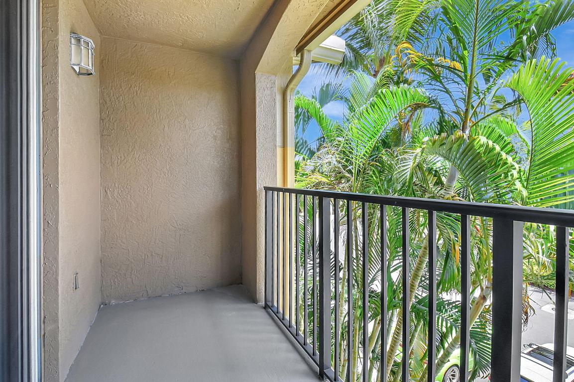 15185 Michelangelo Boulevard 305