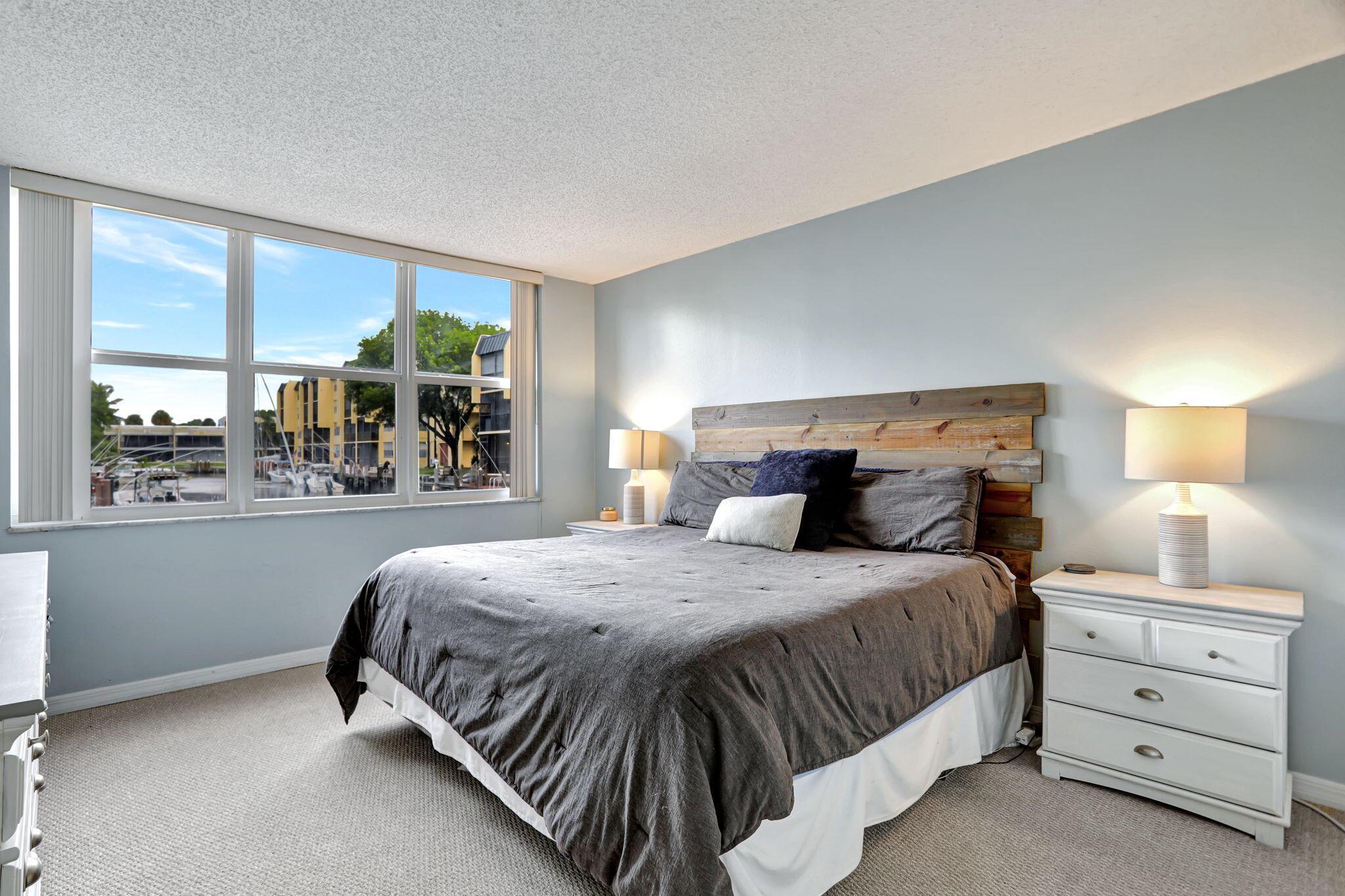 777 S Federal Highway 103k