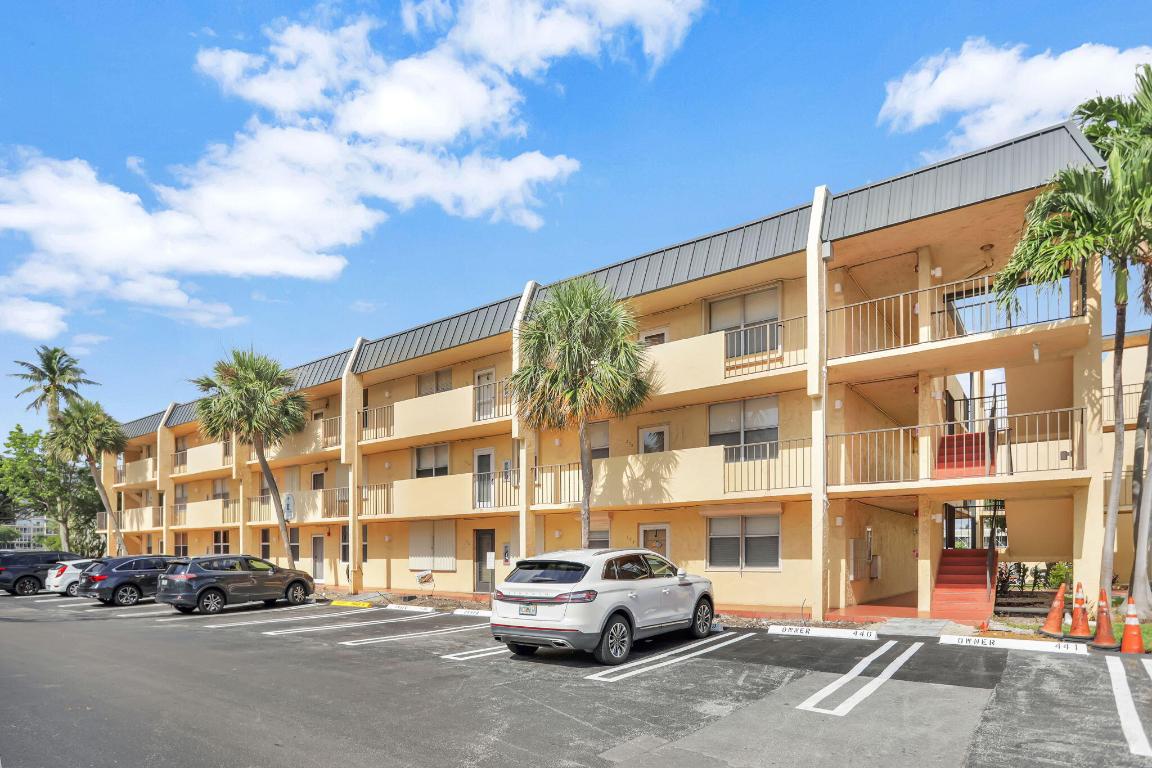 777 S Federal Highway 103k