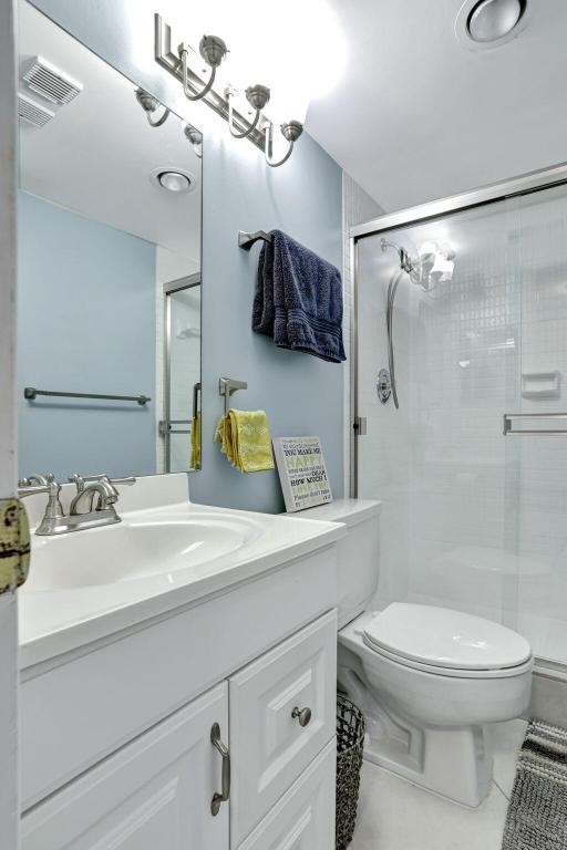 777 S Federal Highway 103k