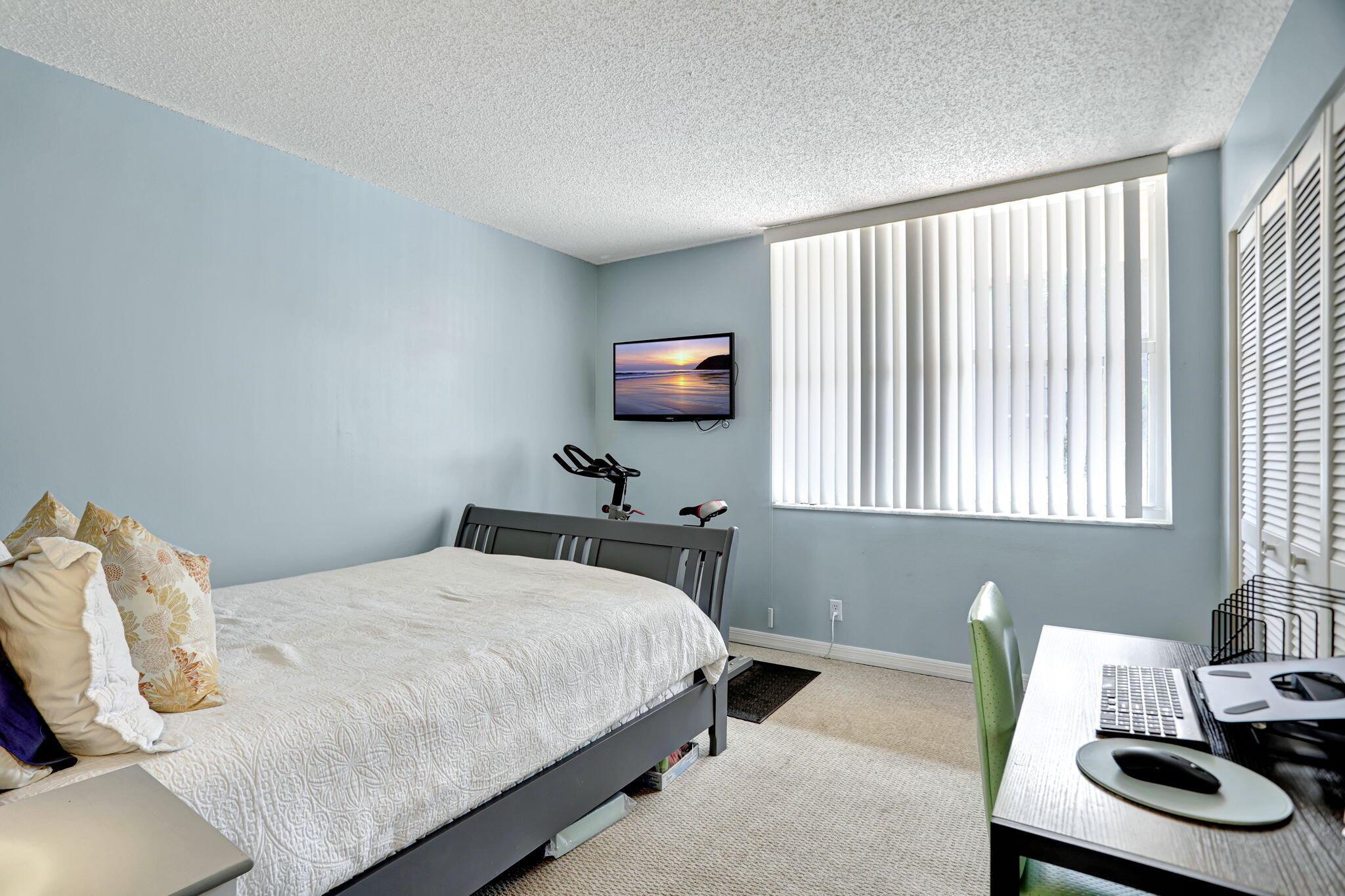 777 S Federal Highway 103k