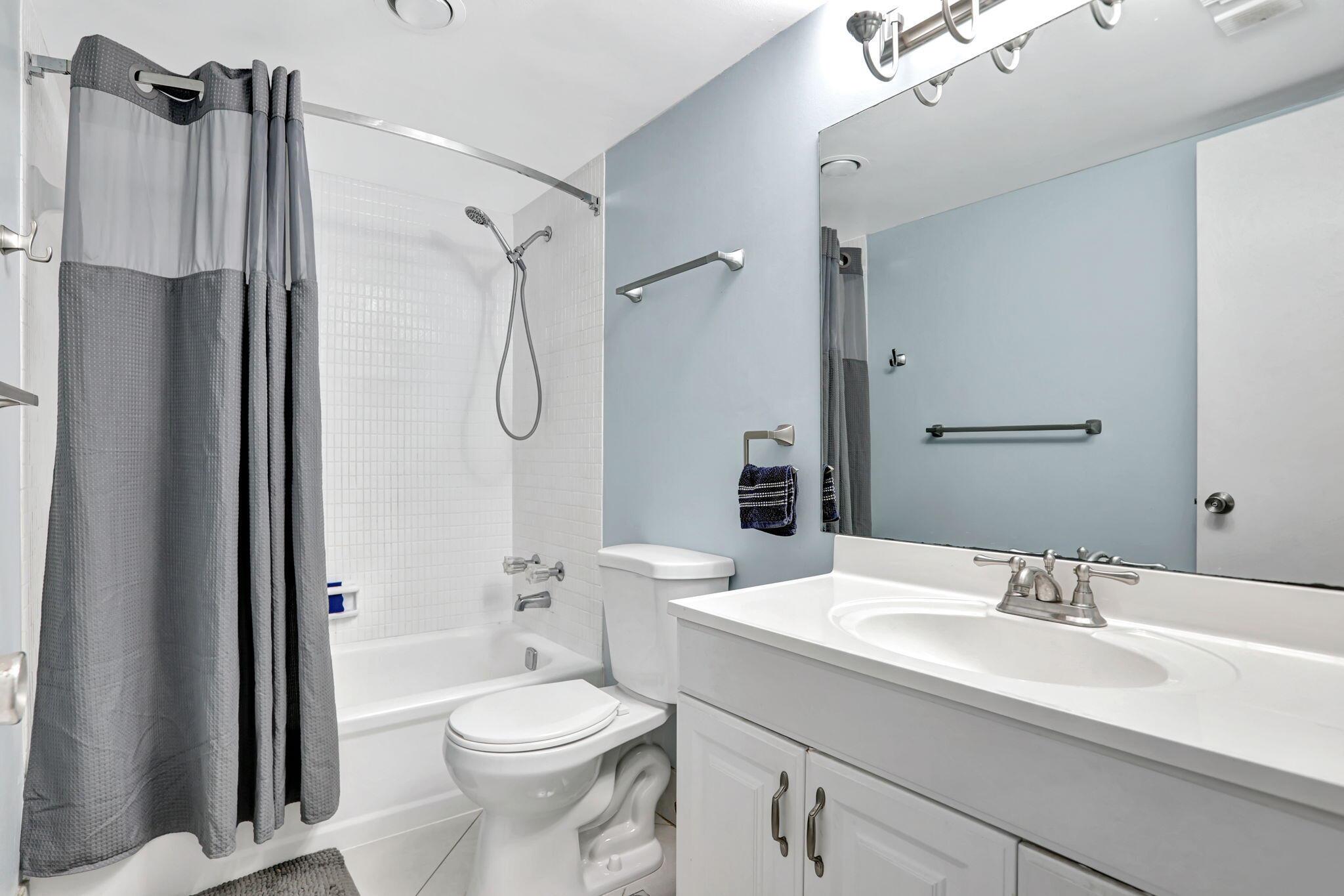 777 S Federal Highway 103k