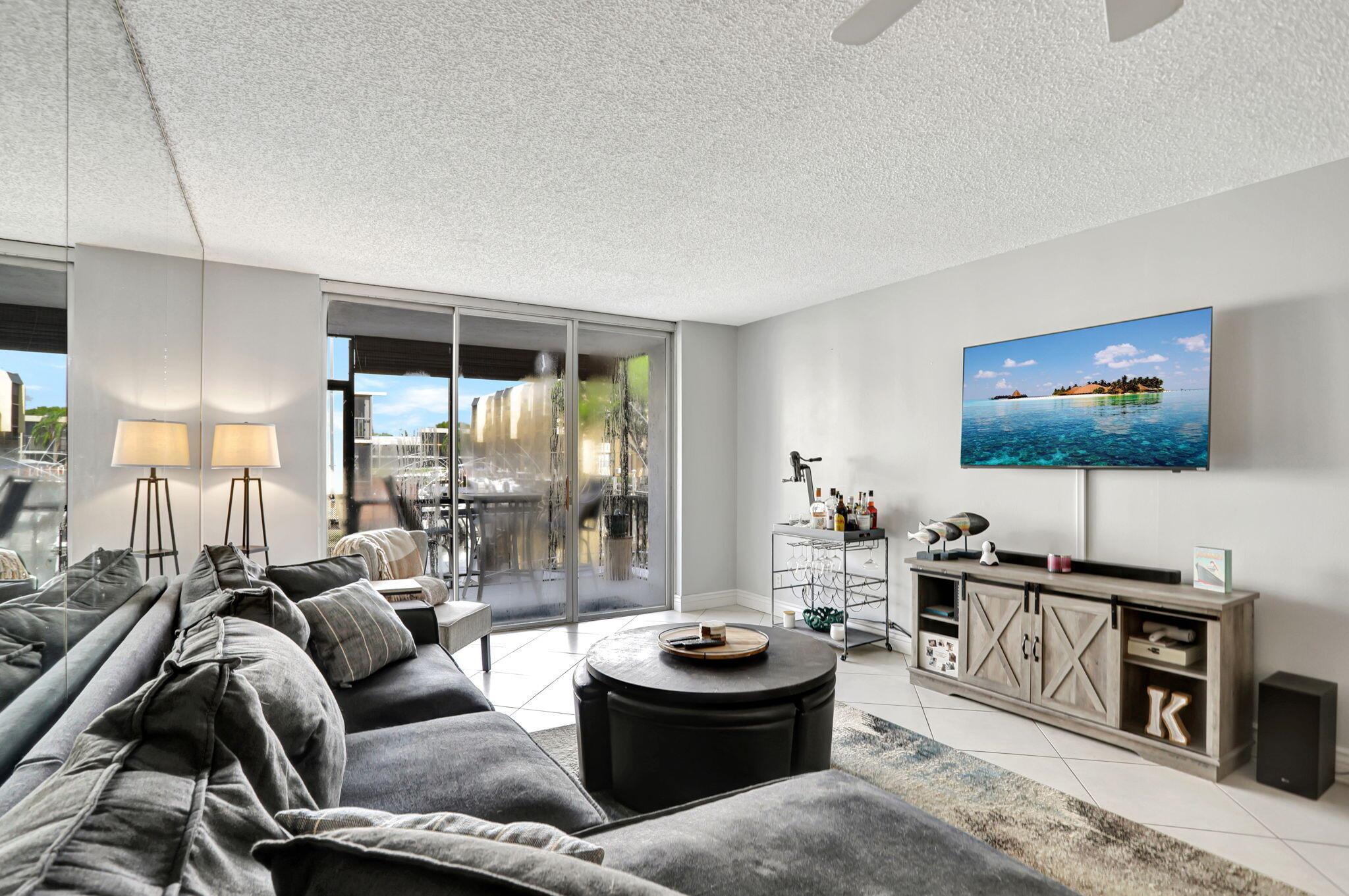 777 S Federal Highway 103k