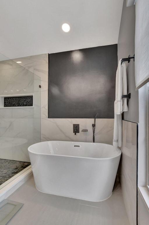 5469 Grand Park Place