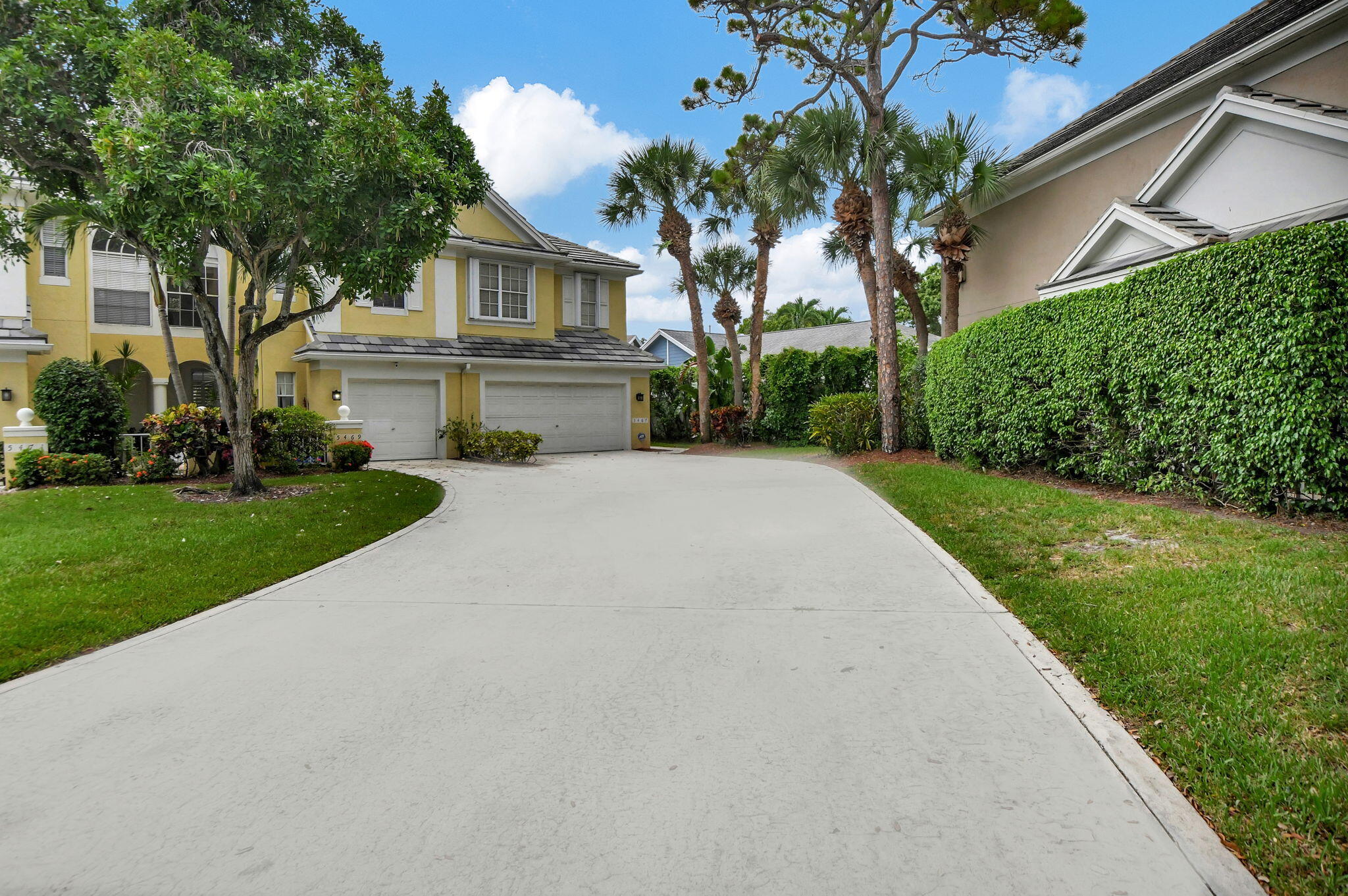 5469 Grand Park Place