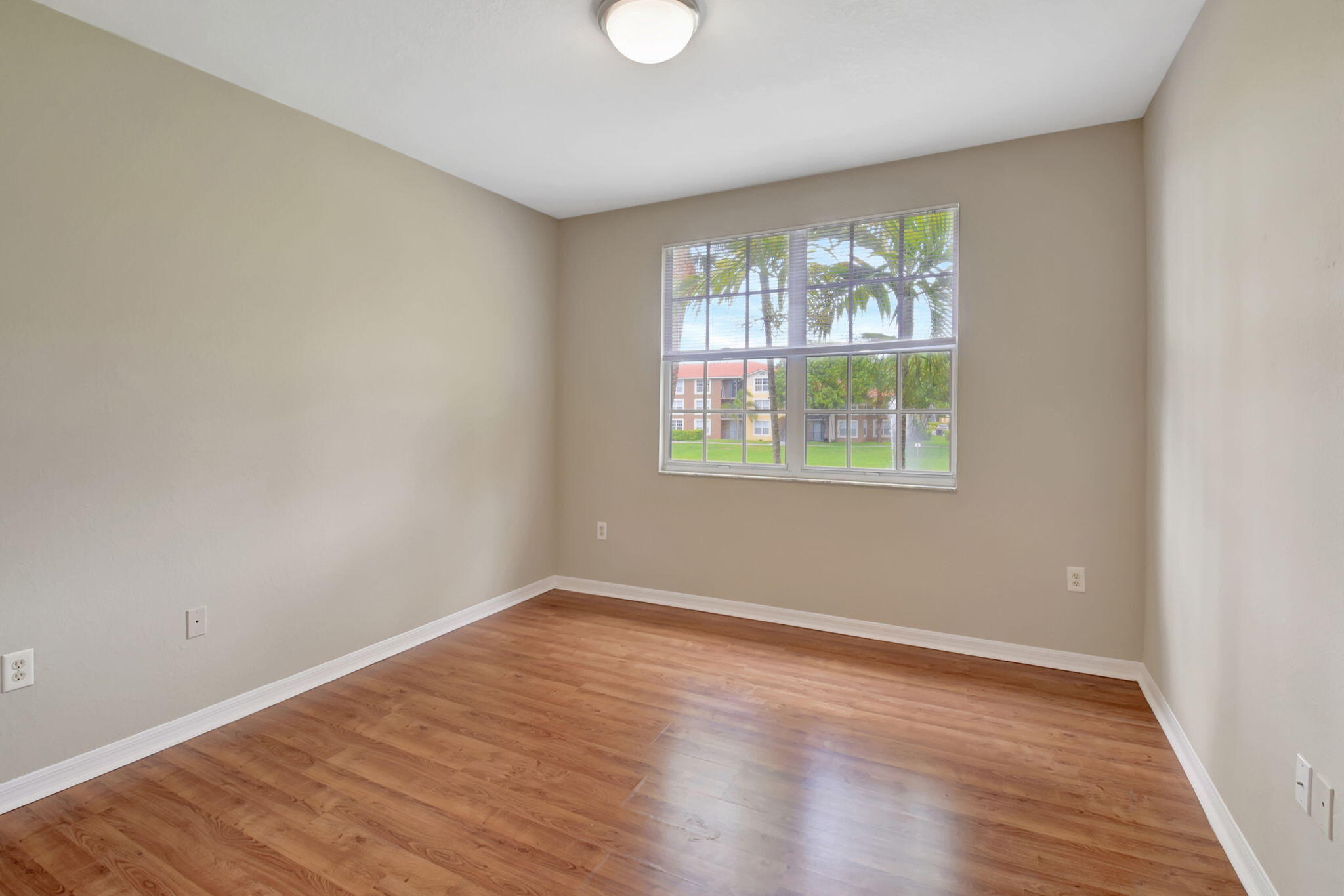 15015 Michelangelo Boulevard 202