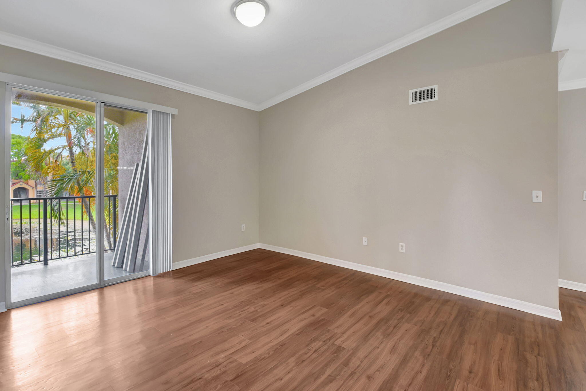 15015 Michelangelo Boulevard 202