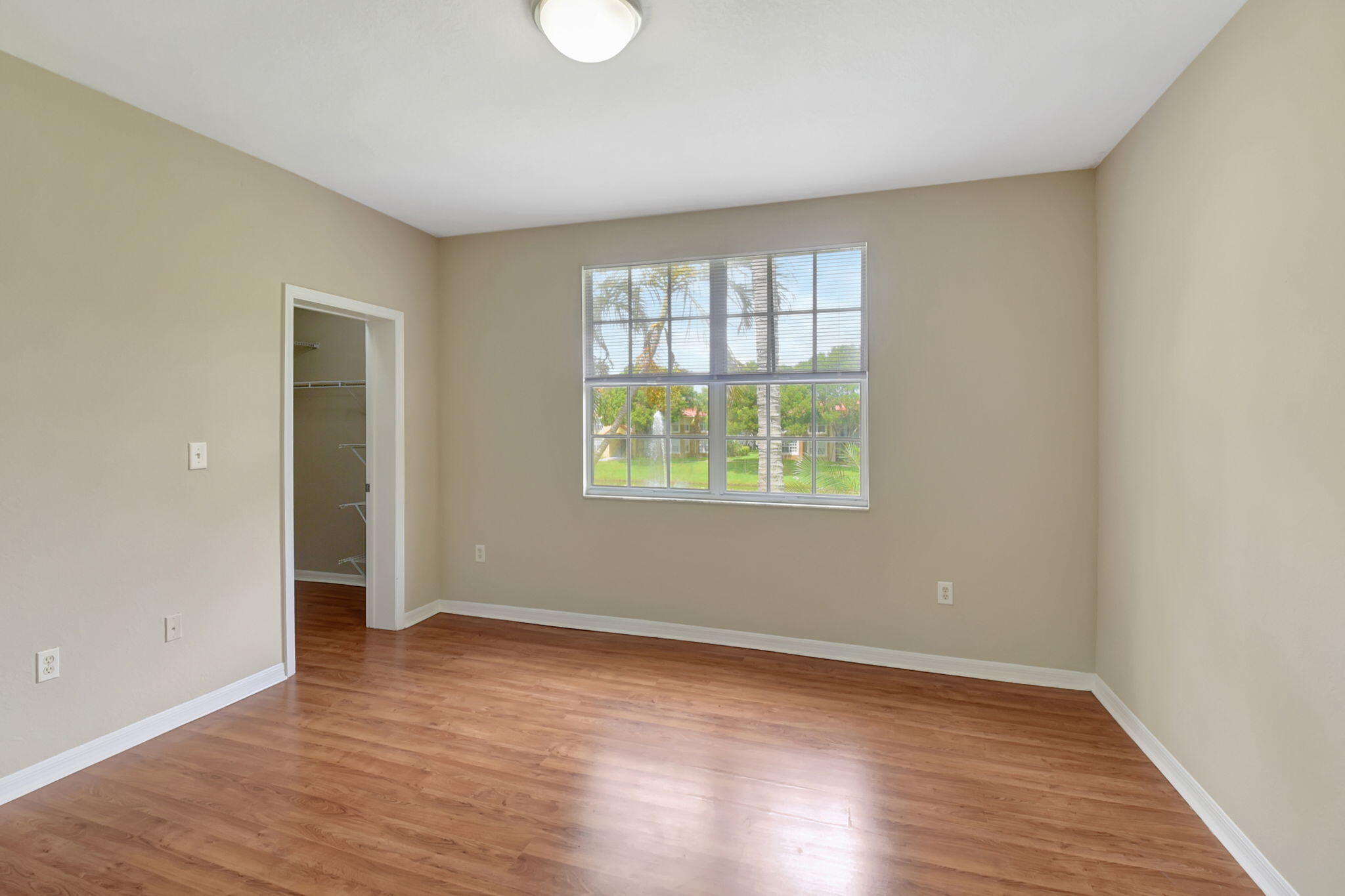 15015 Michelangelo Boulevard 202