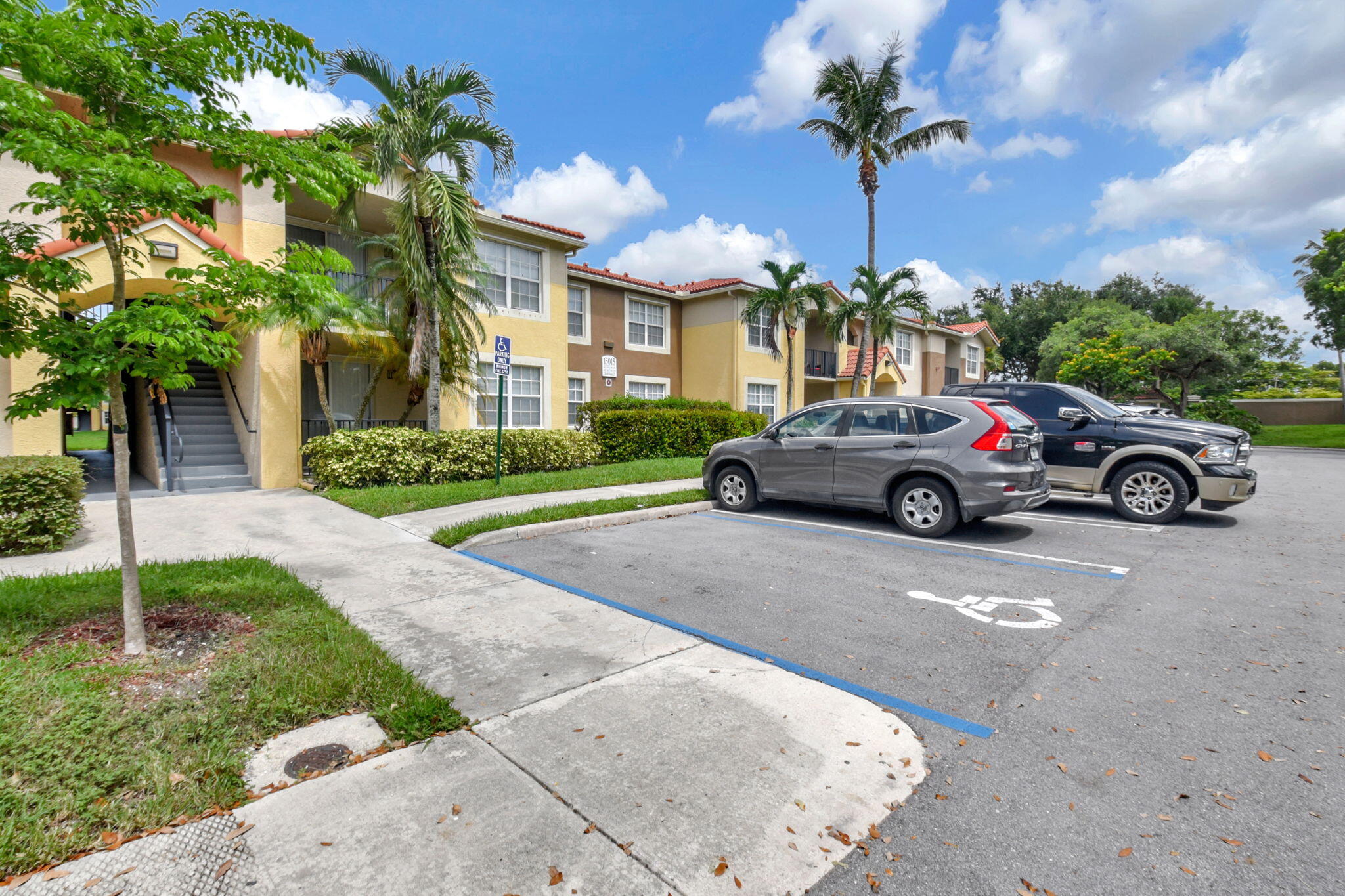 15015 Michelangelo Boulevard 202
