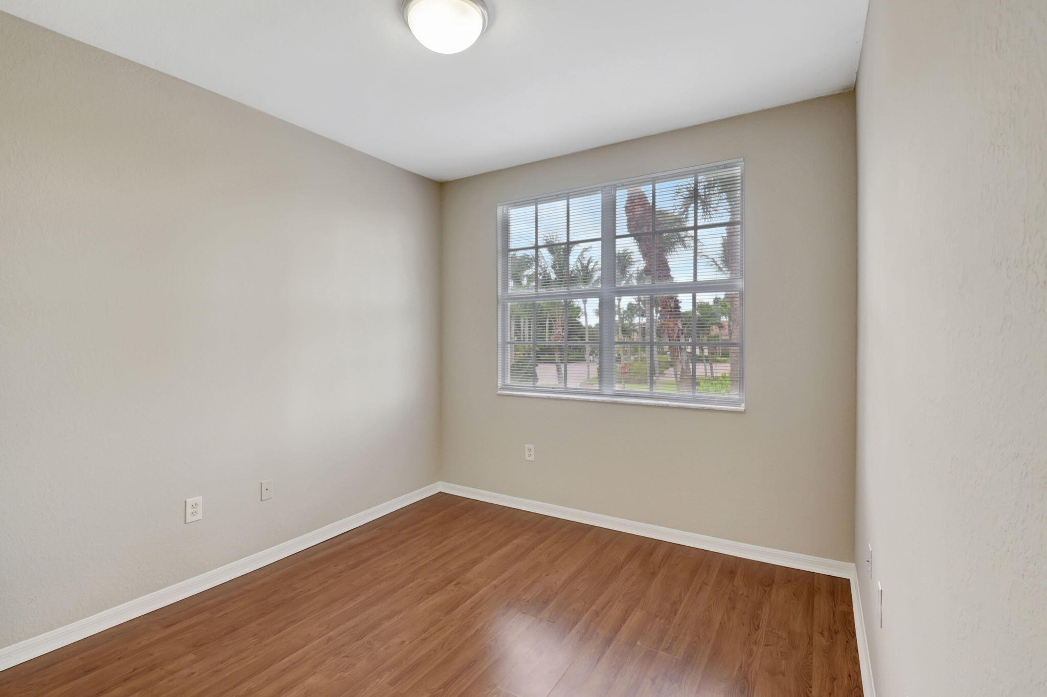 15015 Michelangelo Boulevard 202