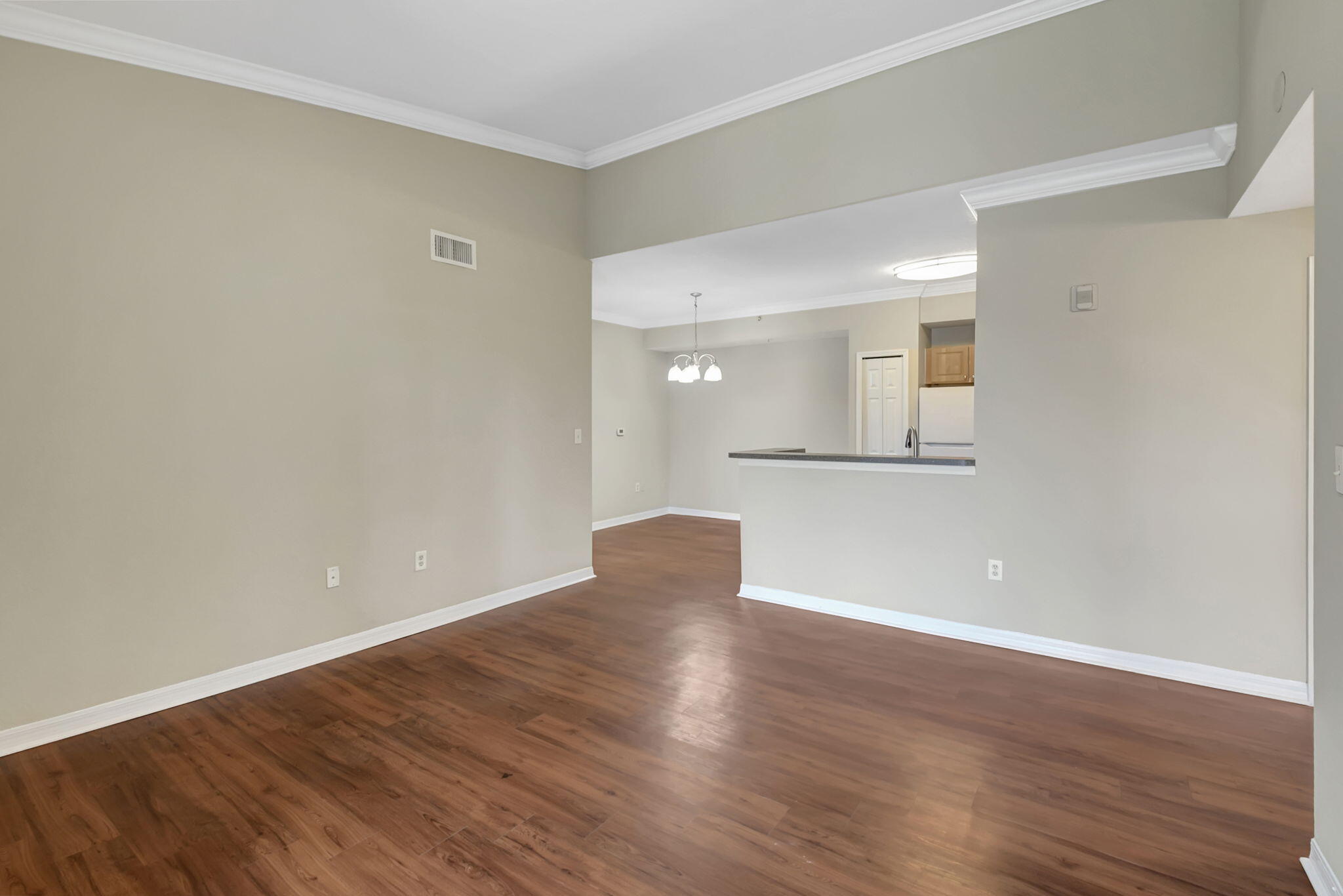 15015 Michelangelo Boulevard 202