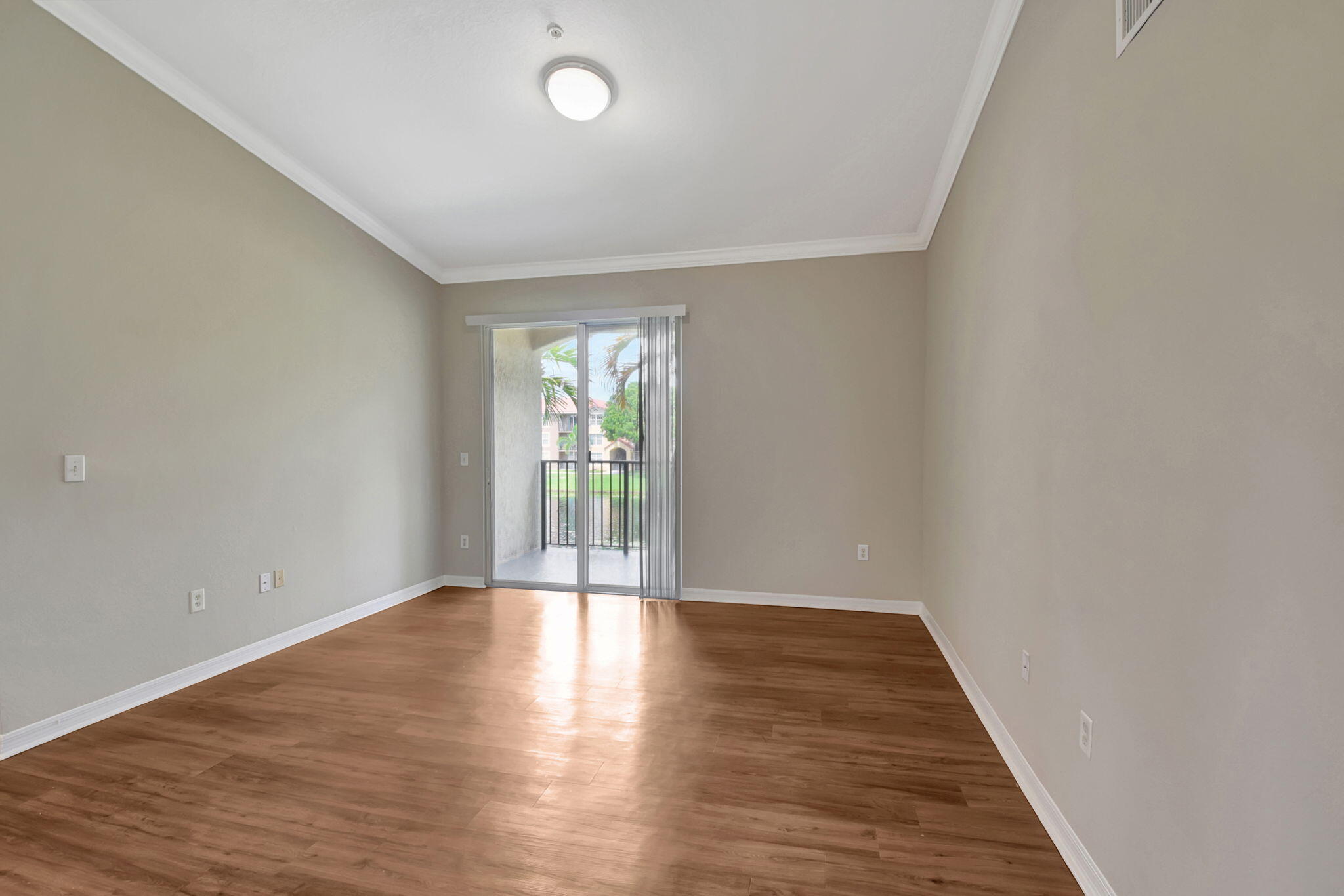 15015 Michelangelo Boulevard 202