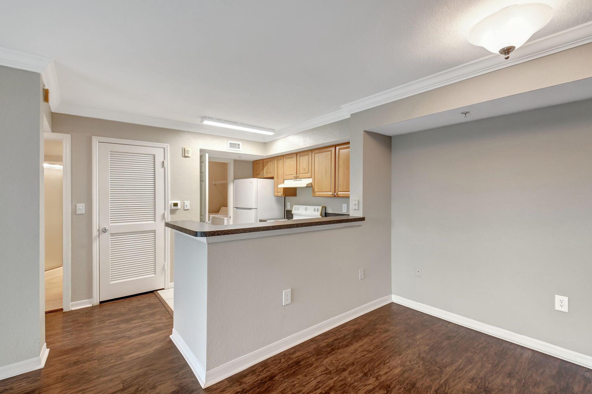 15065 Michelangelo Boulevard 204