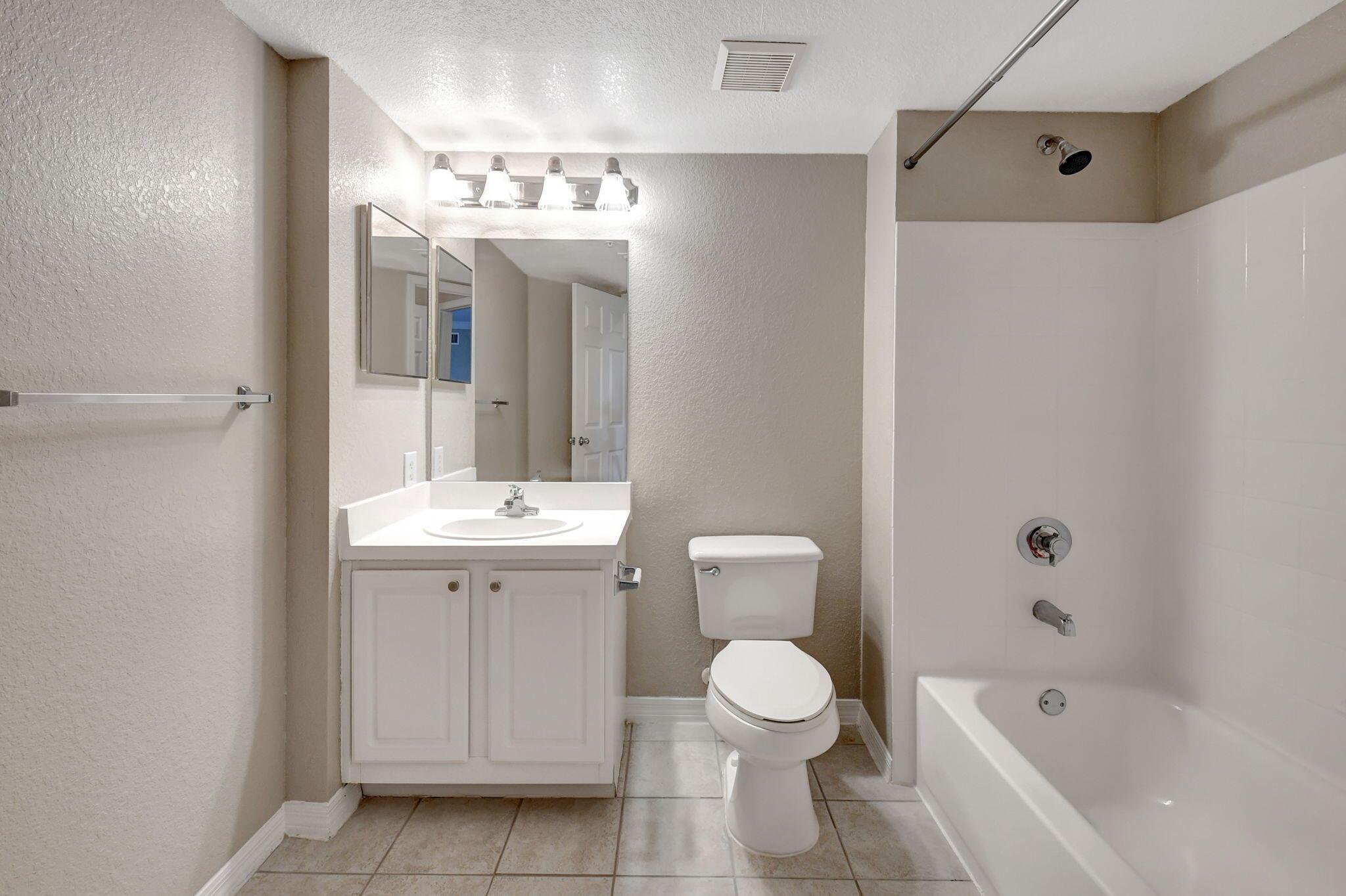 15065 Michelangelo Boulevard 204