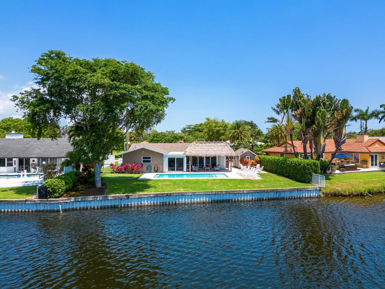 702 Avocet Road