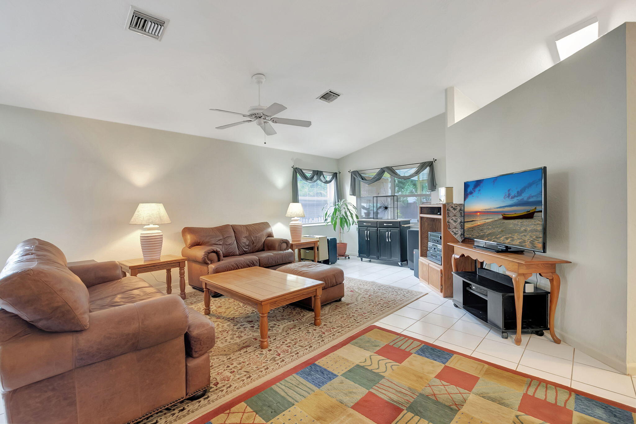 4050 Laurelwood Lane