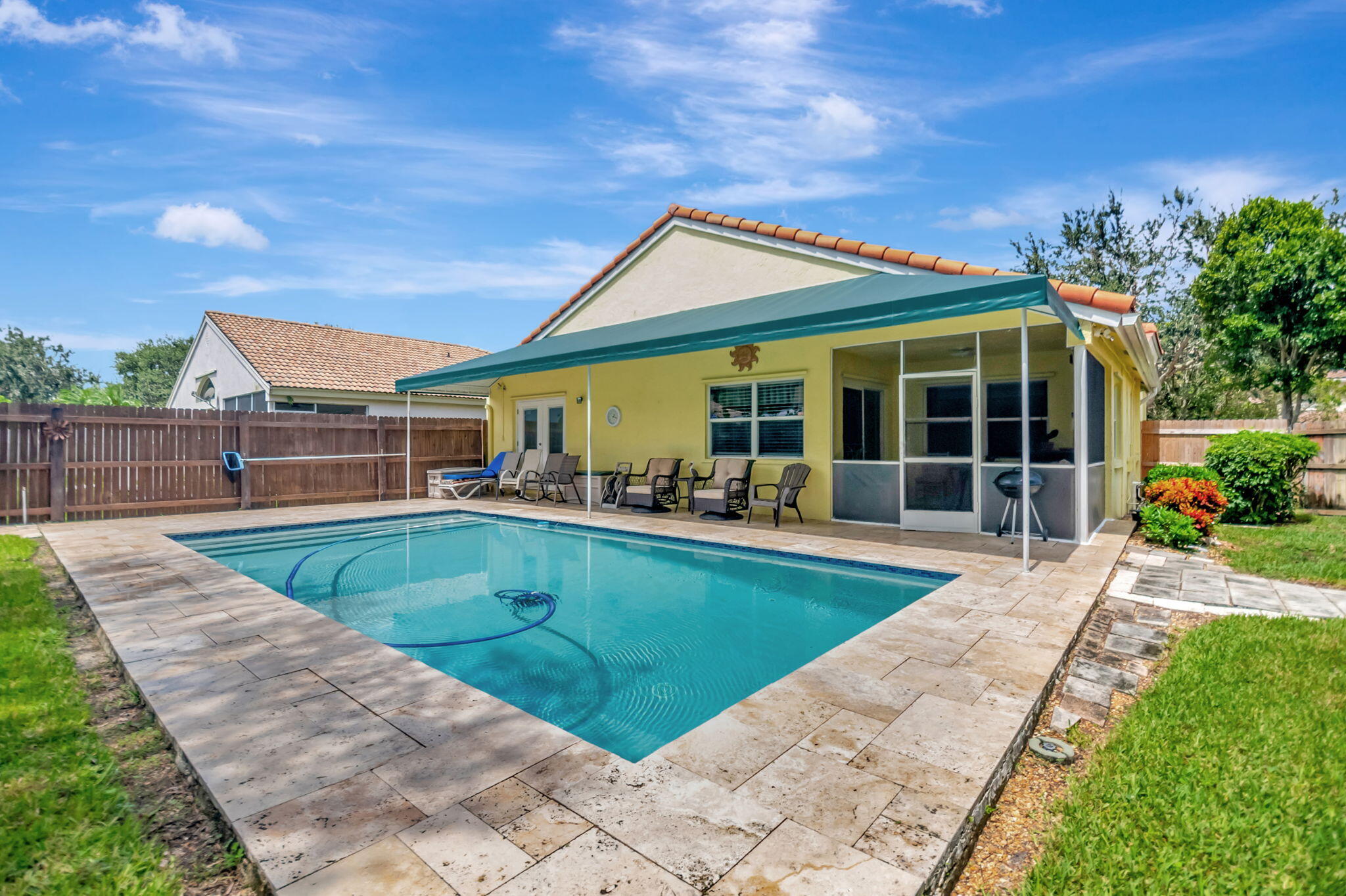 4050 Laurelwood Lane