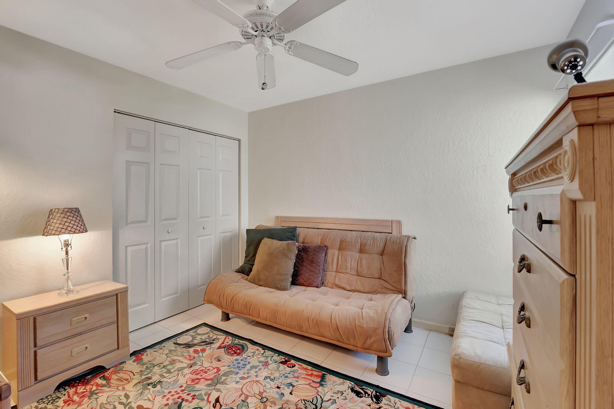 4050 Laurelwood Lane