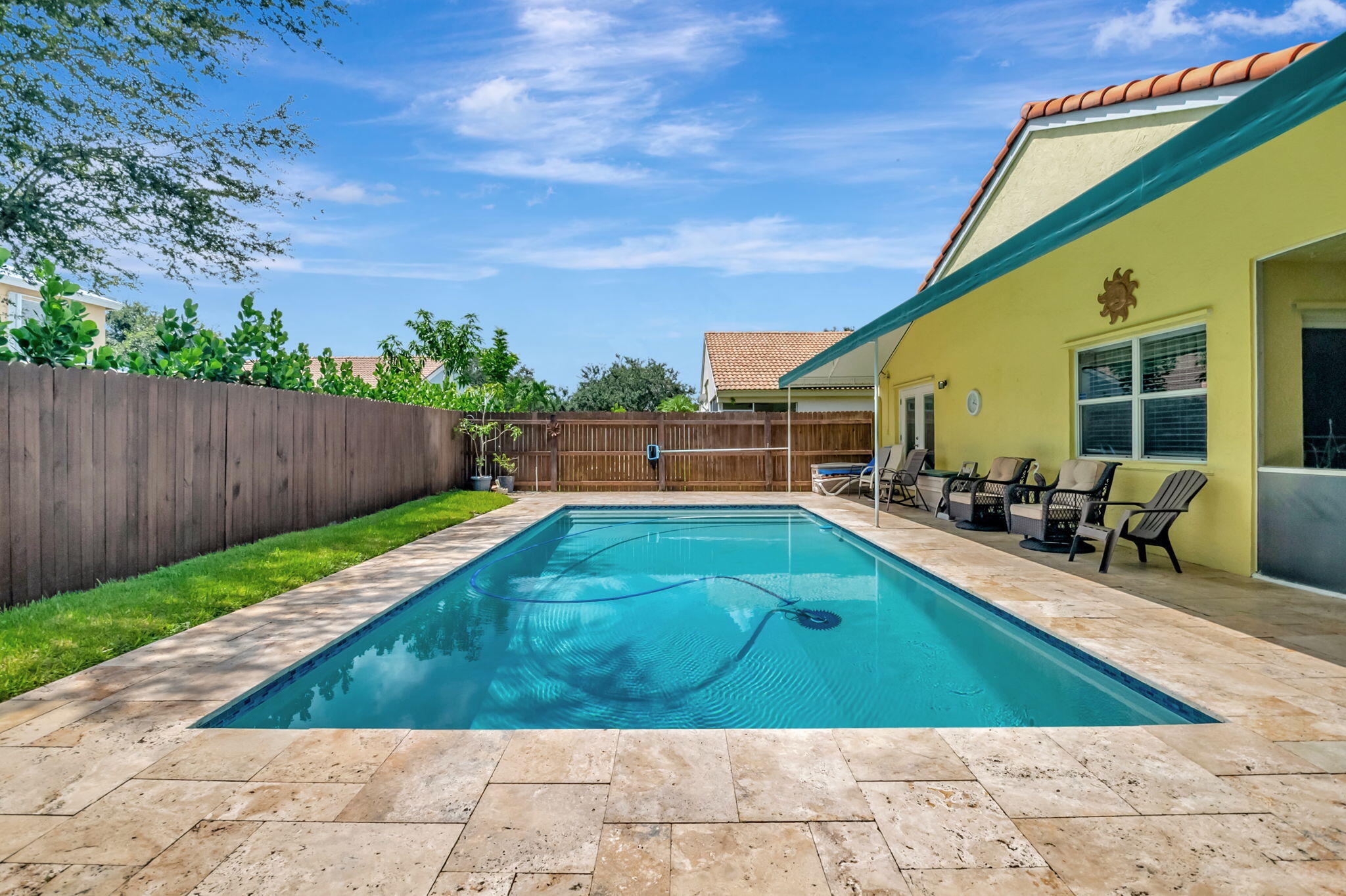 4050 Laurelwood Lane