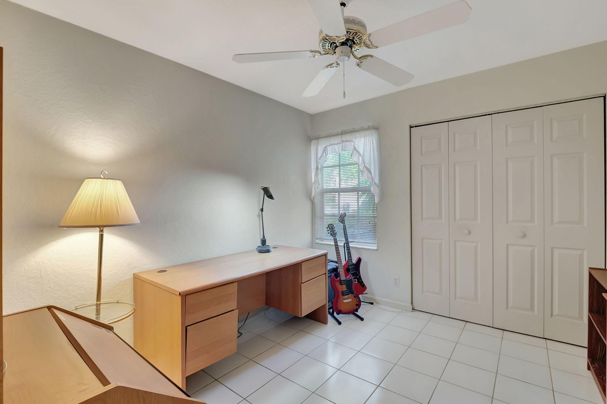 4050 Laurelwood Lane