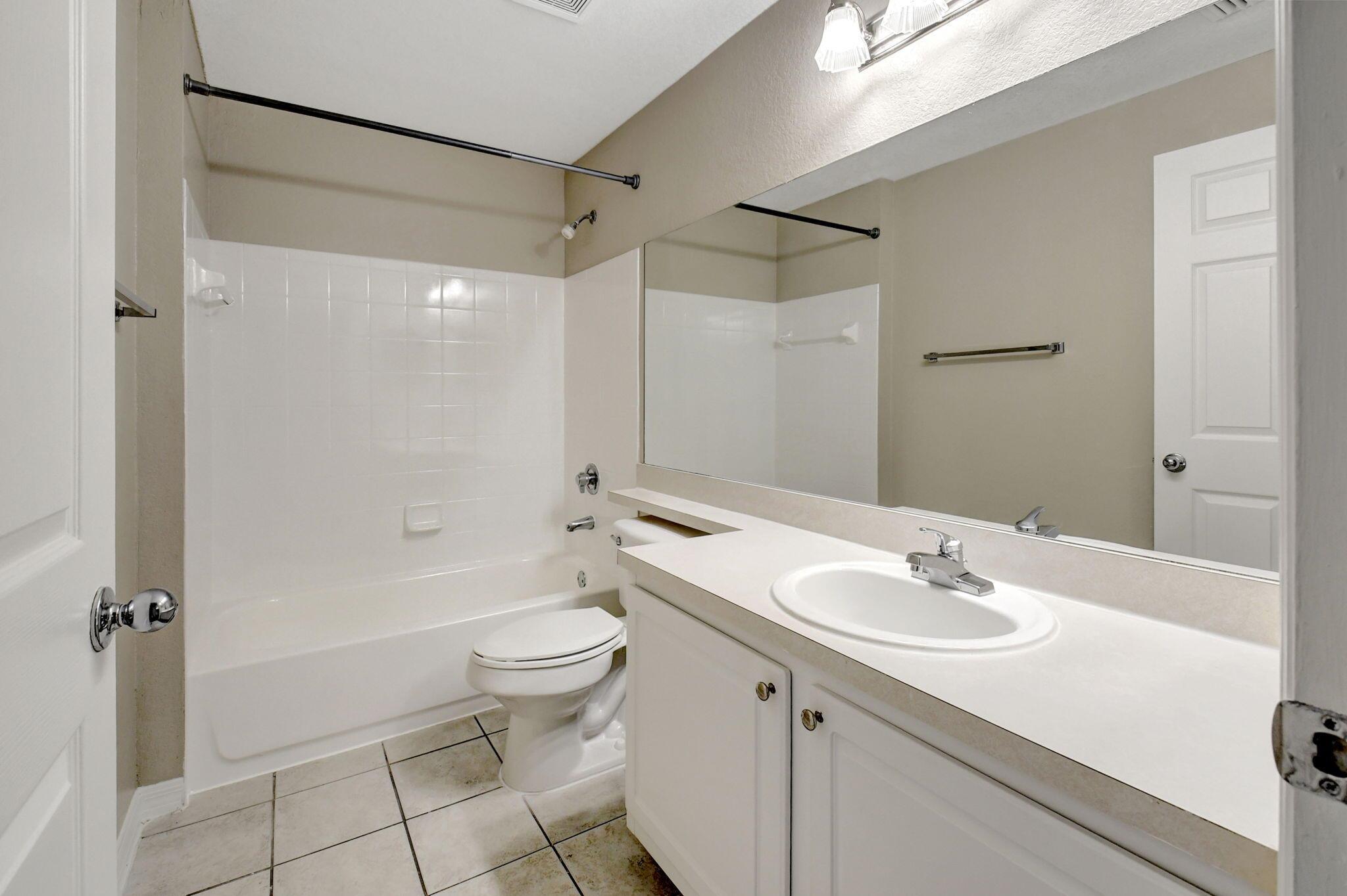 15015 Michelangelo Boulevard 207