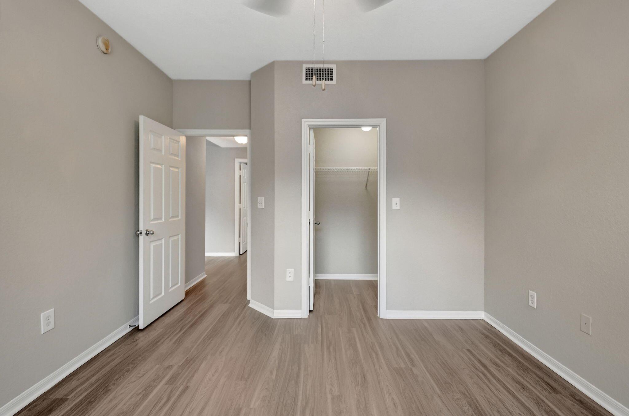 15015 Michelangelo Boulevard 207