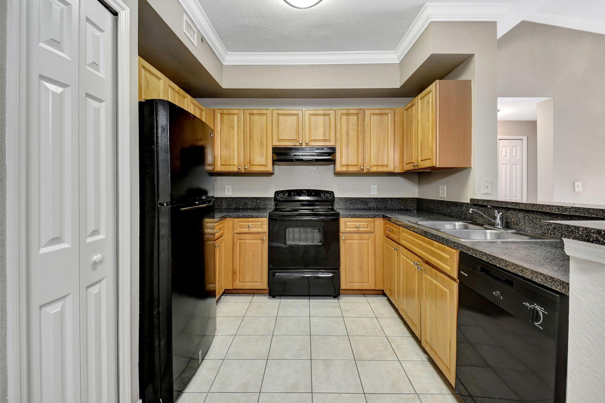 15015 Michelangelo Boulevard 207