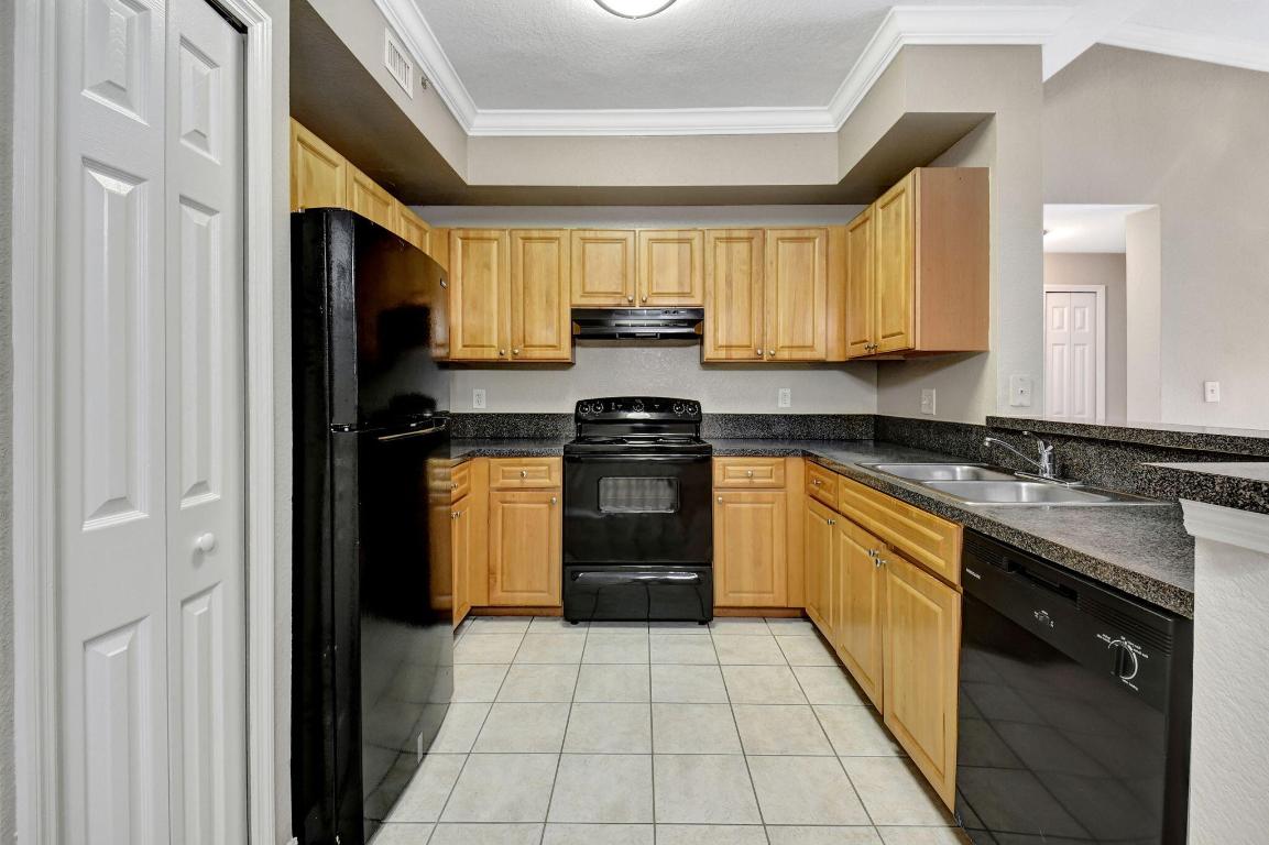 15015 Michelangelo Boulevard 207