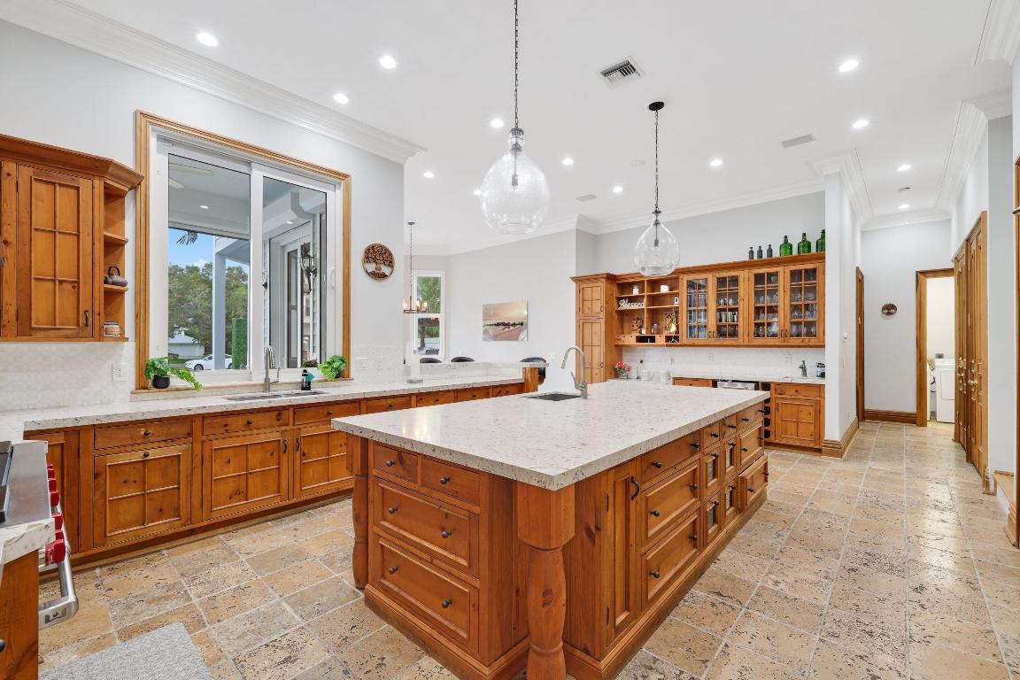 1065 Del Haven Drive