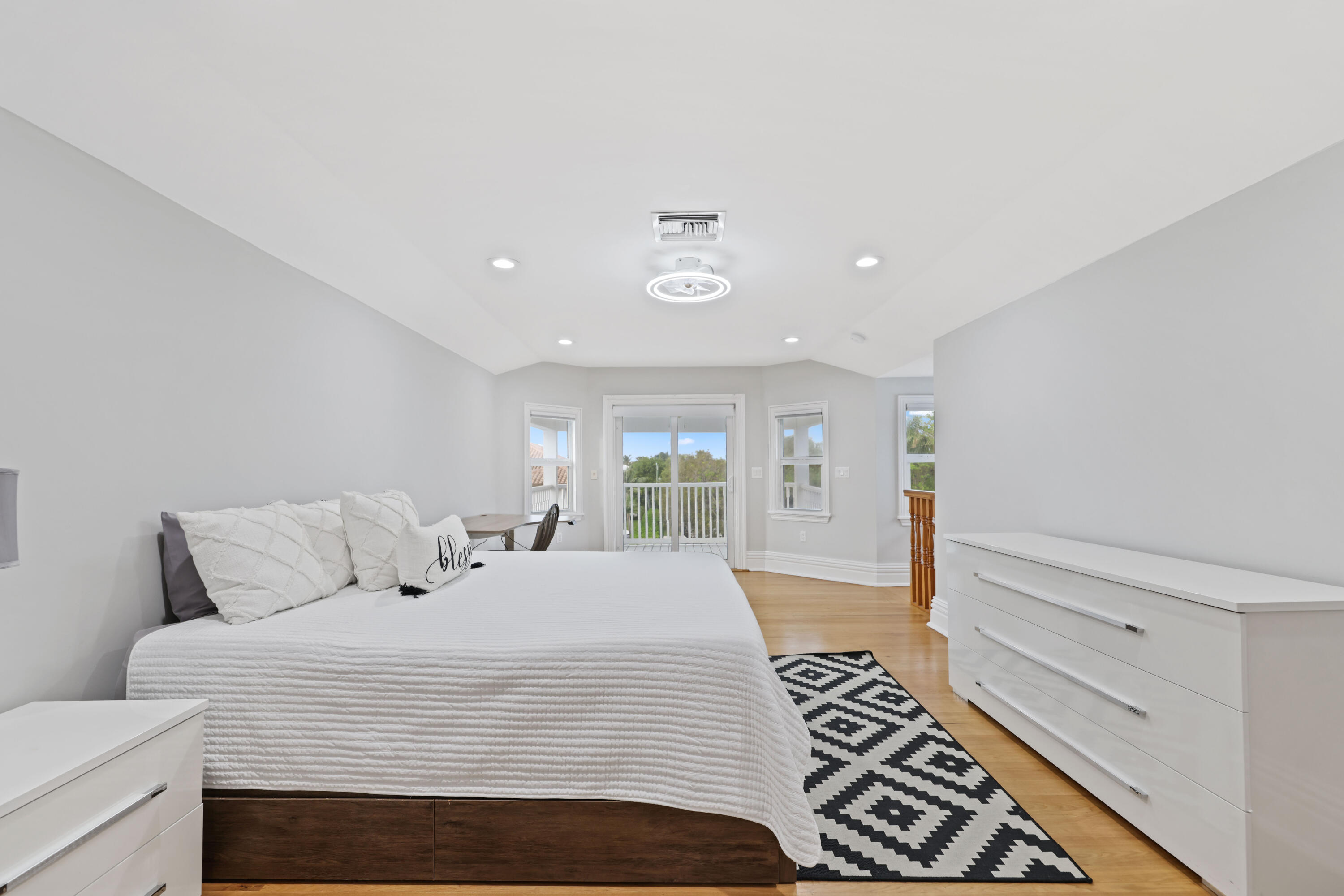 1065 Del Haven Drive