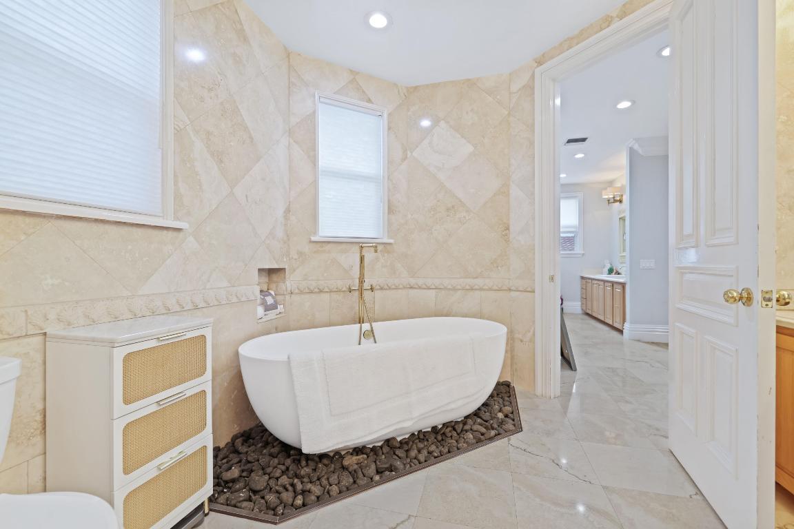 1065 Del Haven Drive