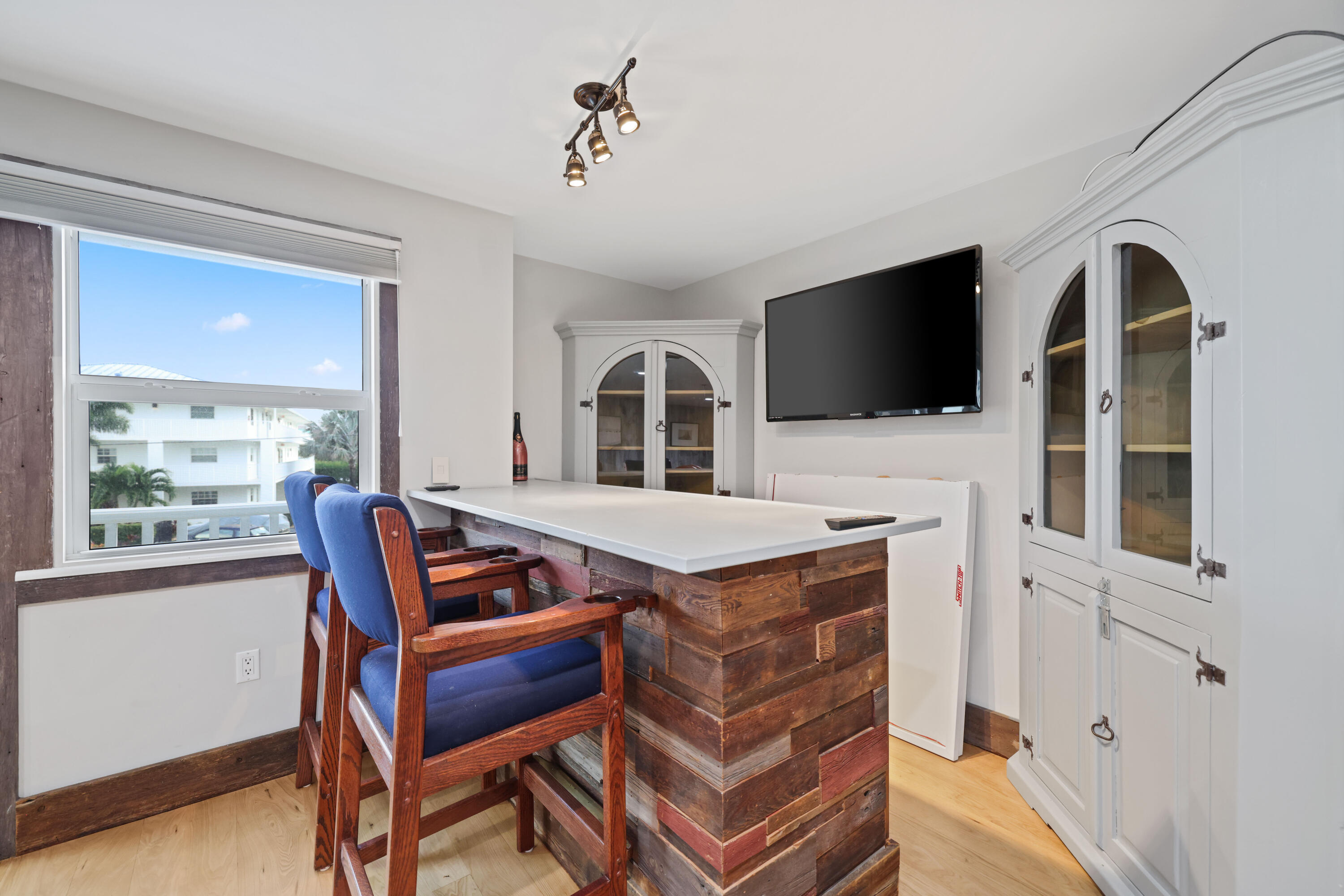 1065 Del Haven Drive