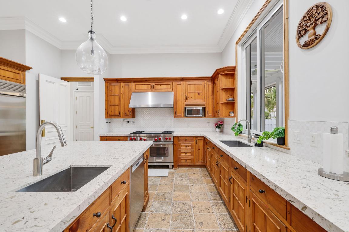 1065 Del Haven Drive