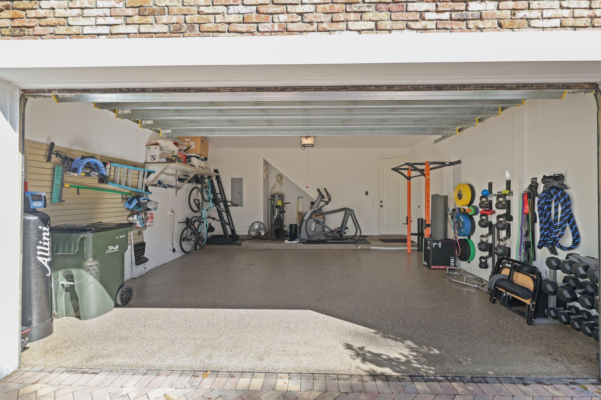 353 E Cannery Row Circle