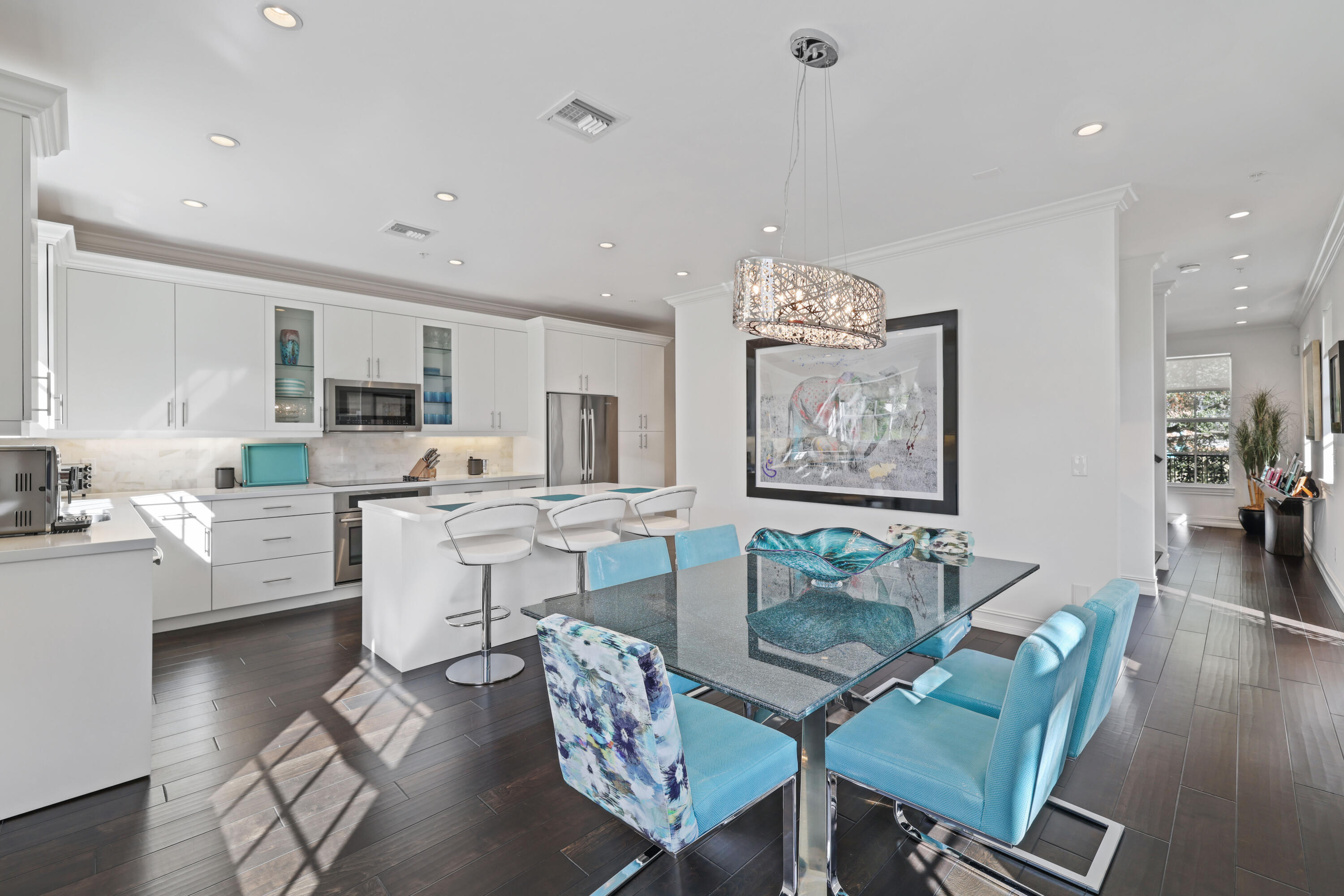 353 E Cannery Row Circle