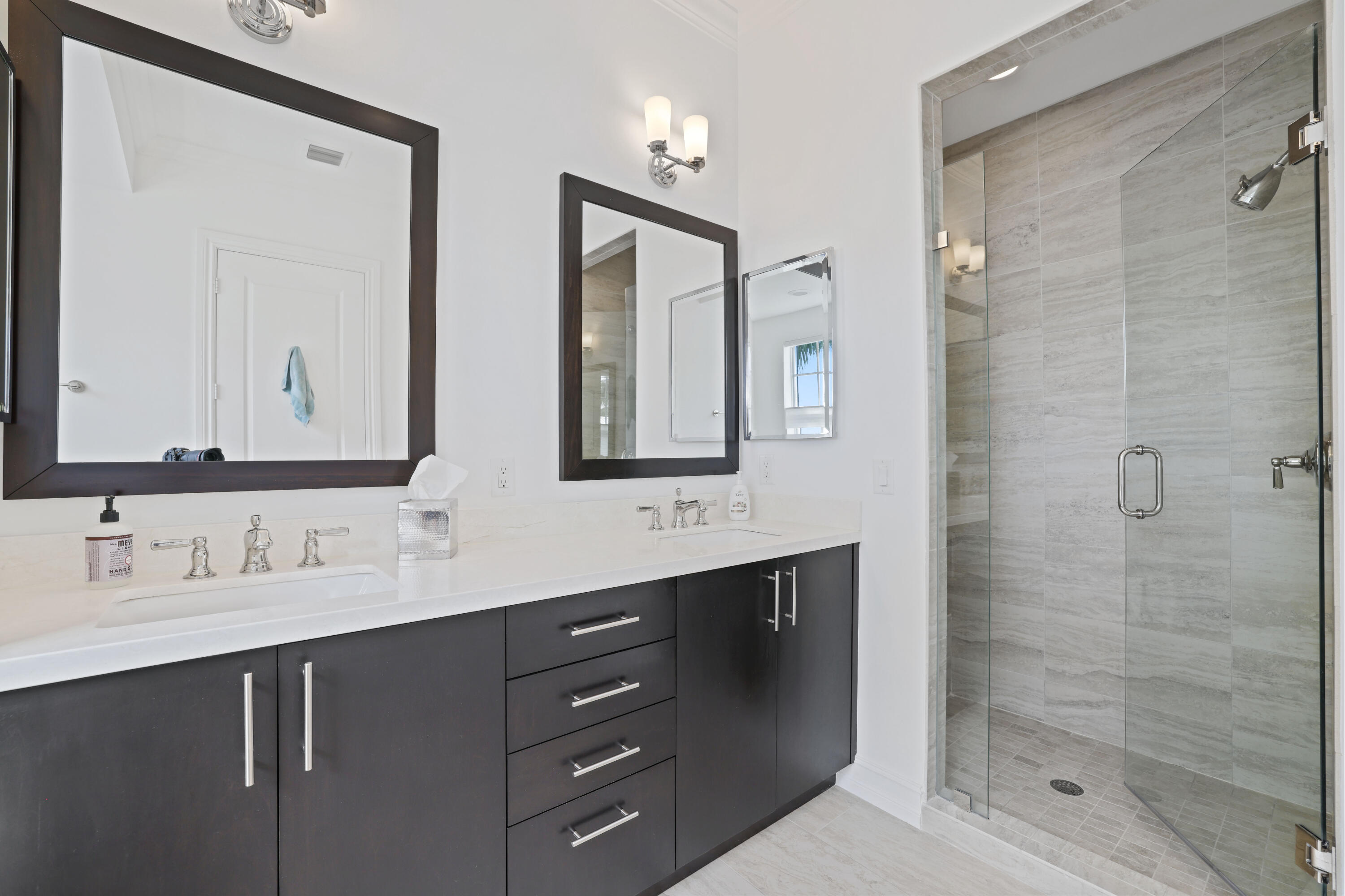 353 E Cannery Row Circle