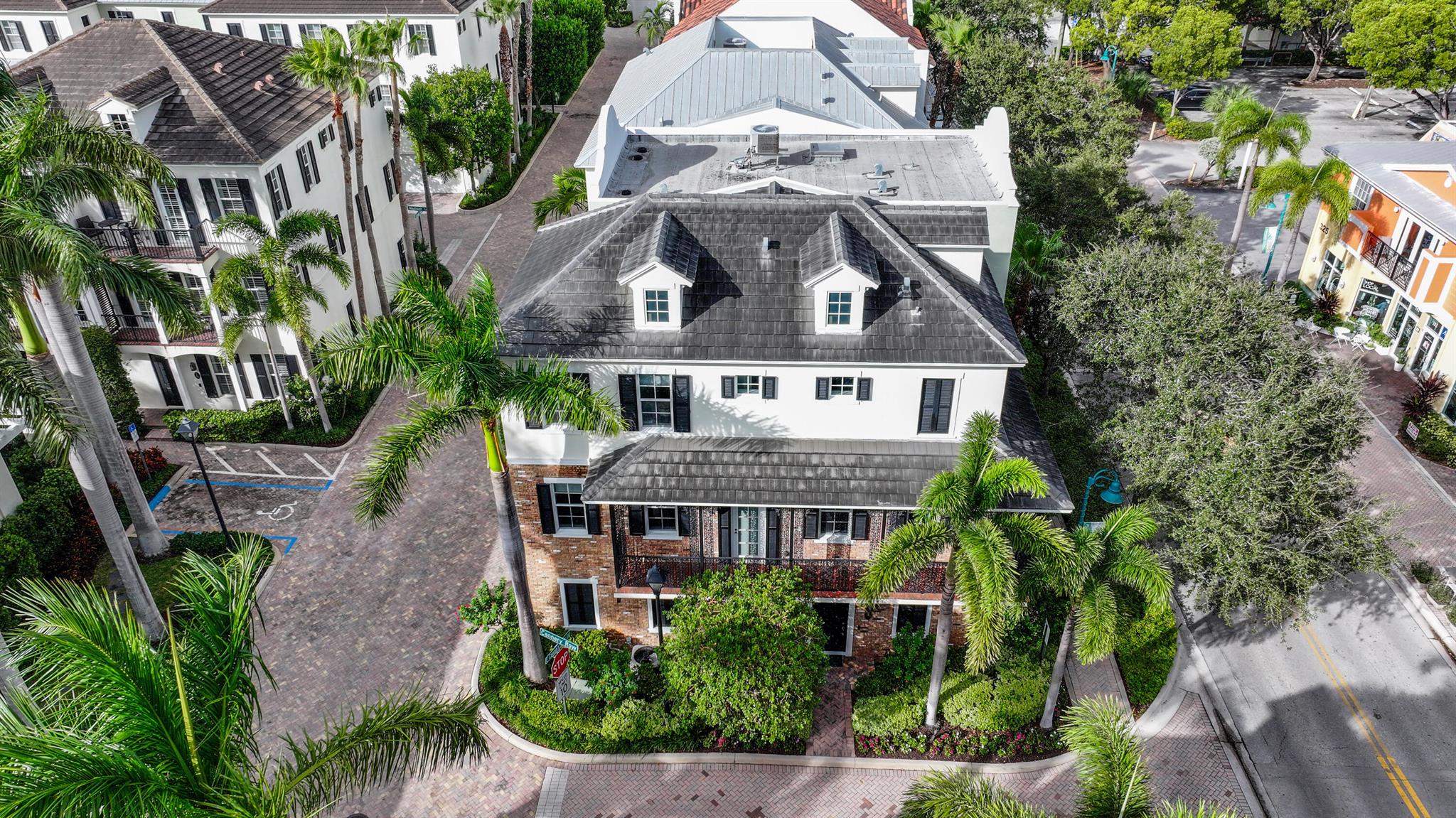 353 E Cannery Row Circle