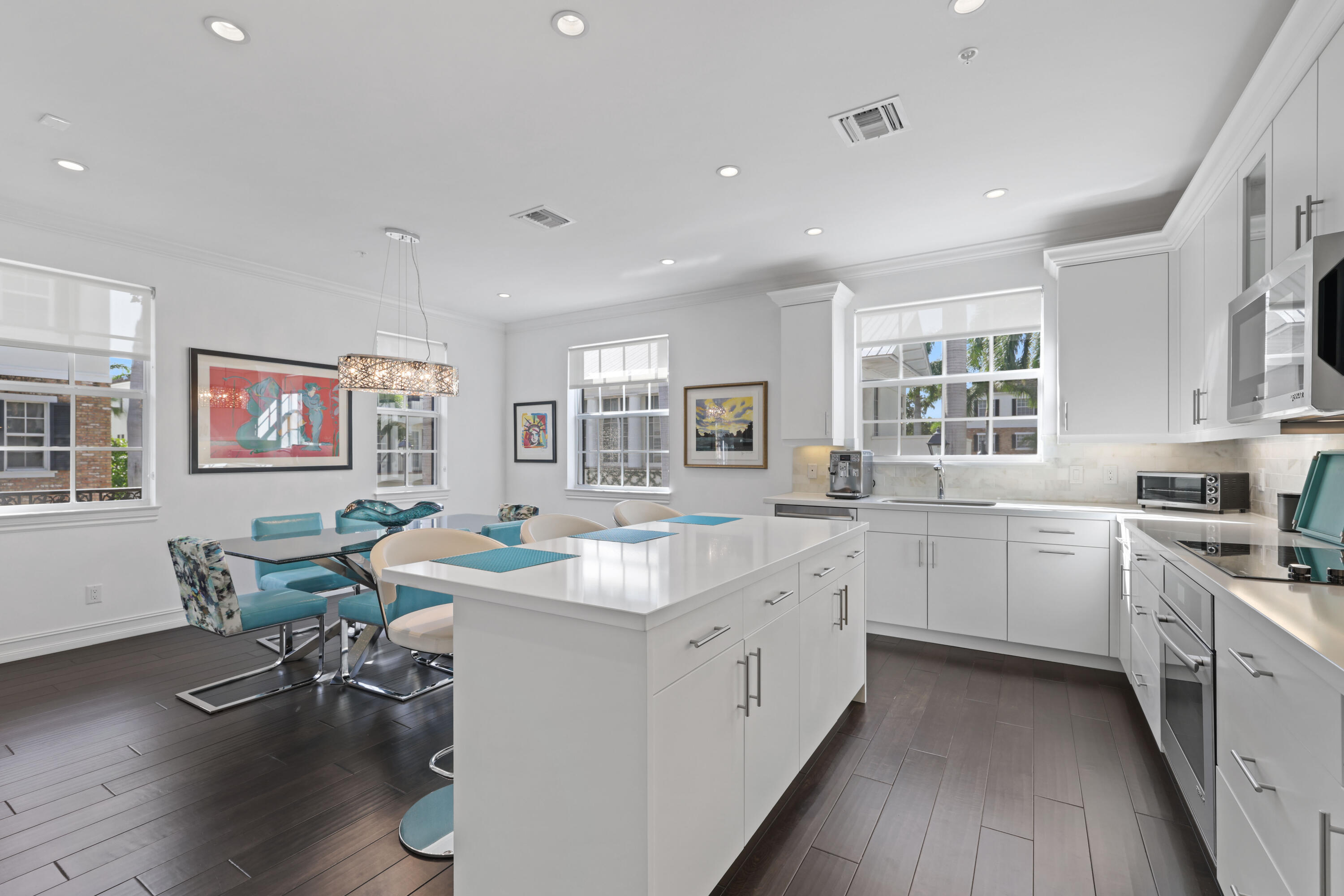 353 E Cannery Row Circle