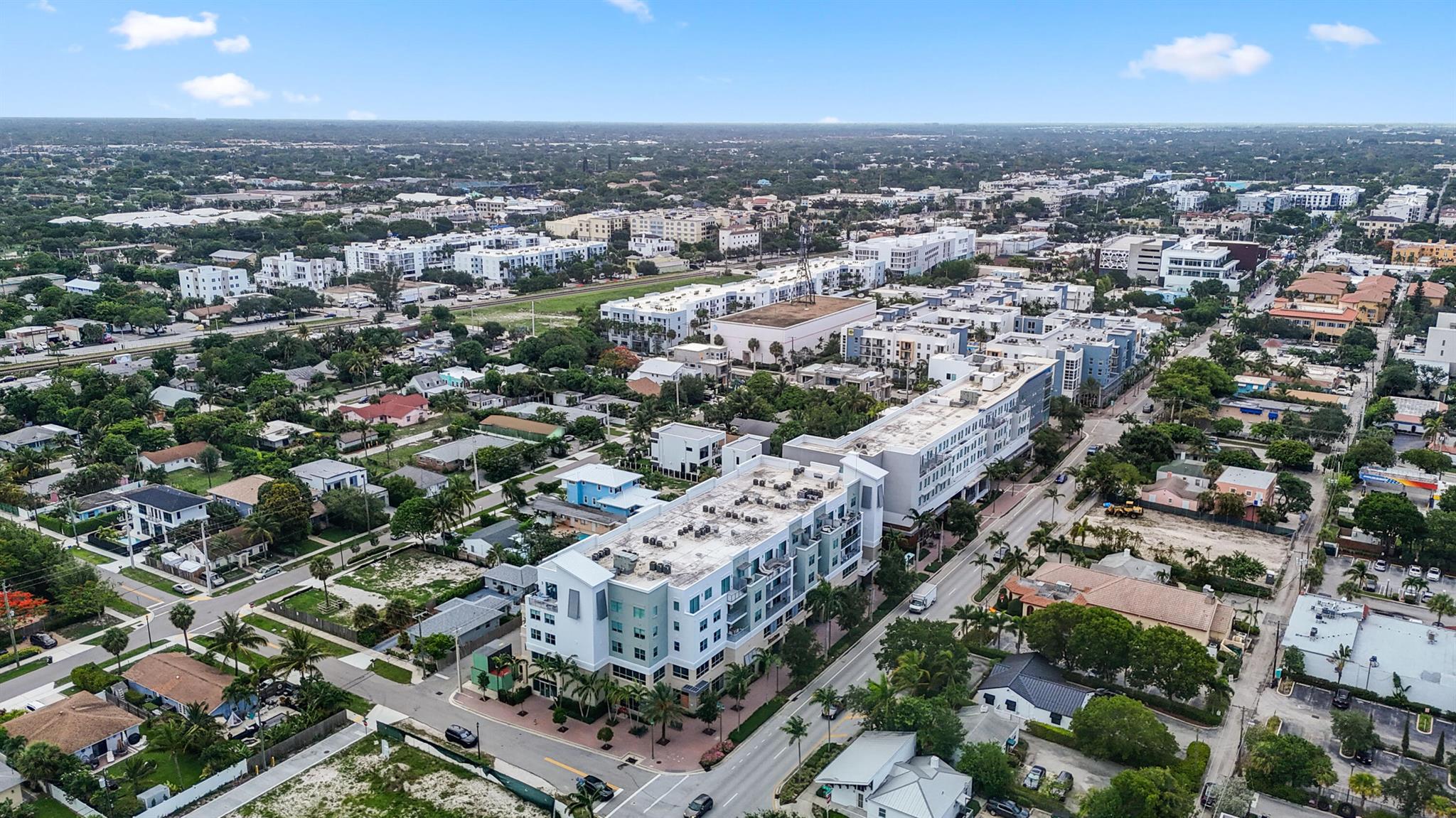 236 Se 5th Avenue 305