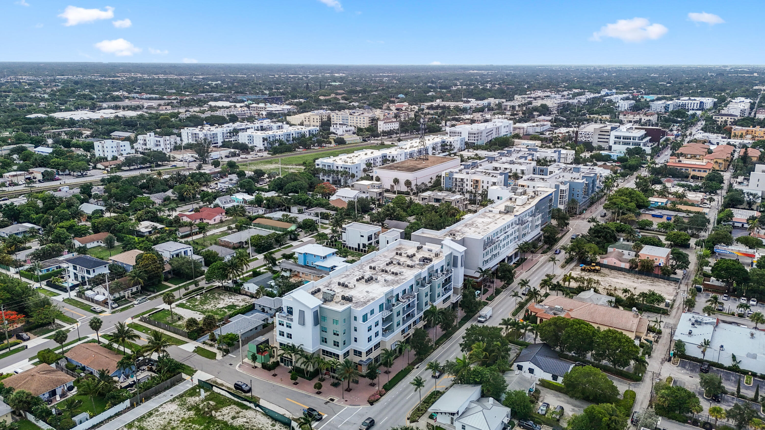 236 Se 5th Avenue 305