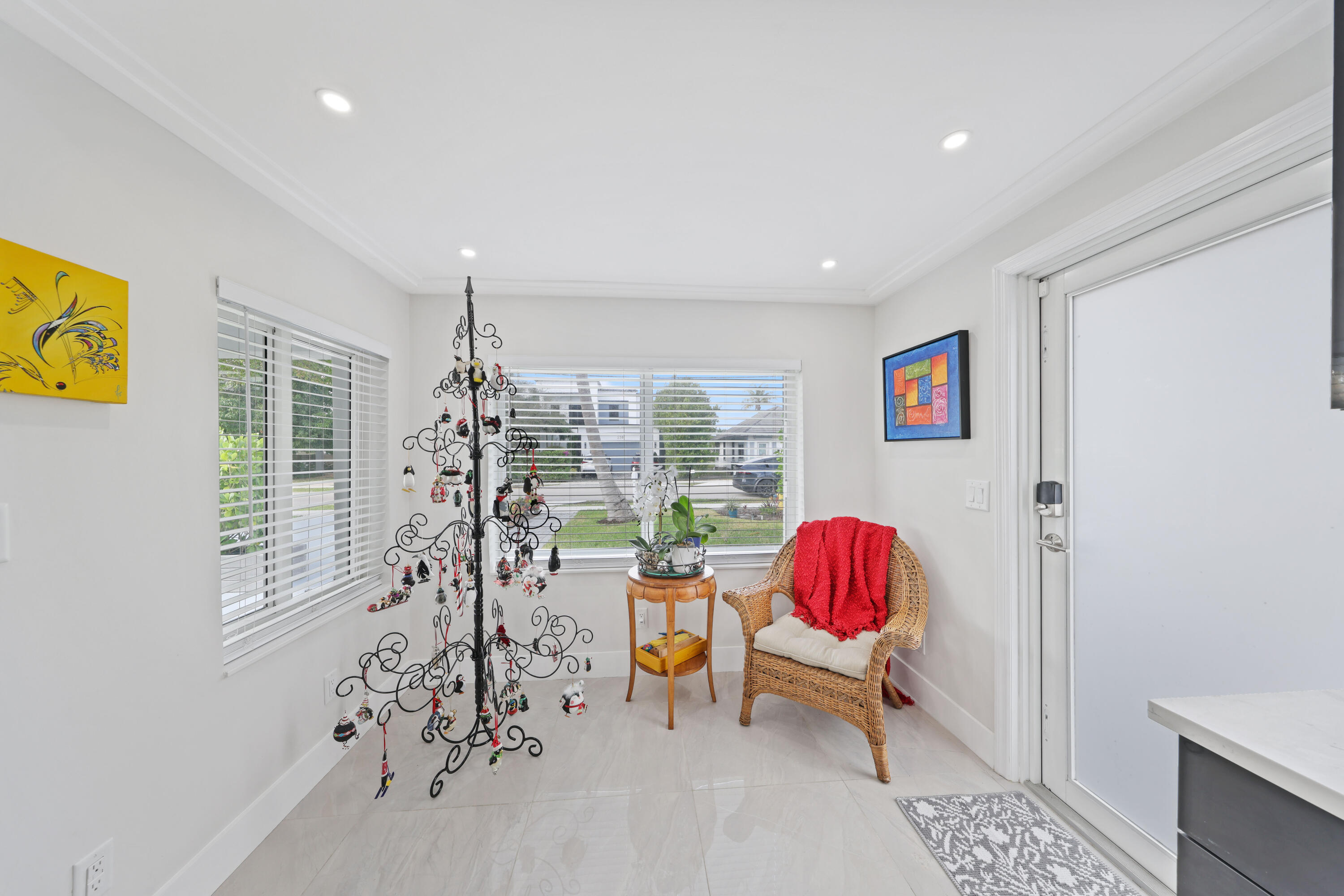 237 SE 4th Avenue