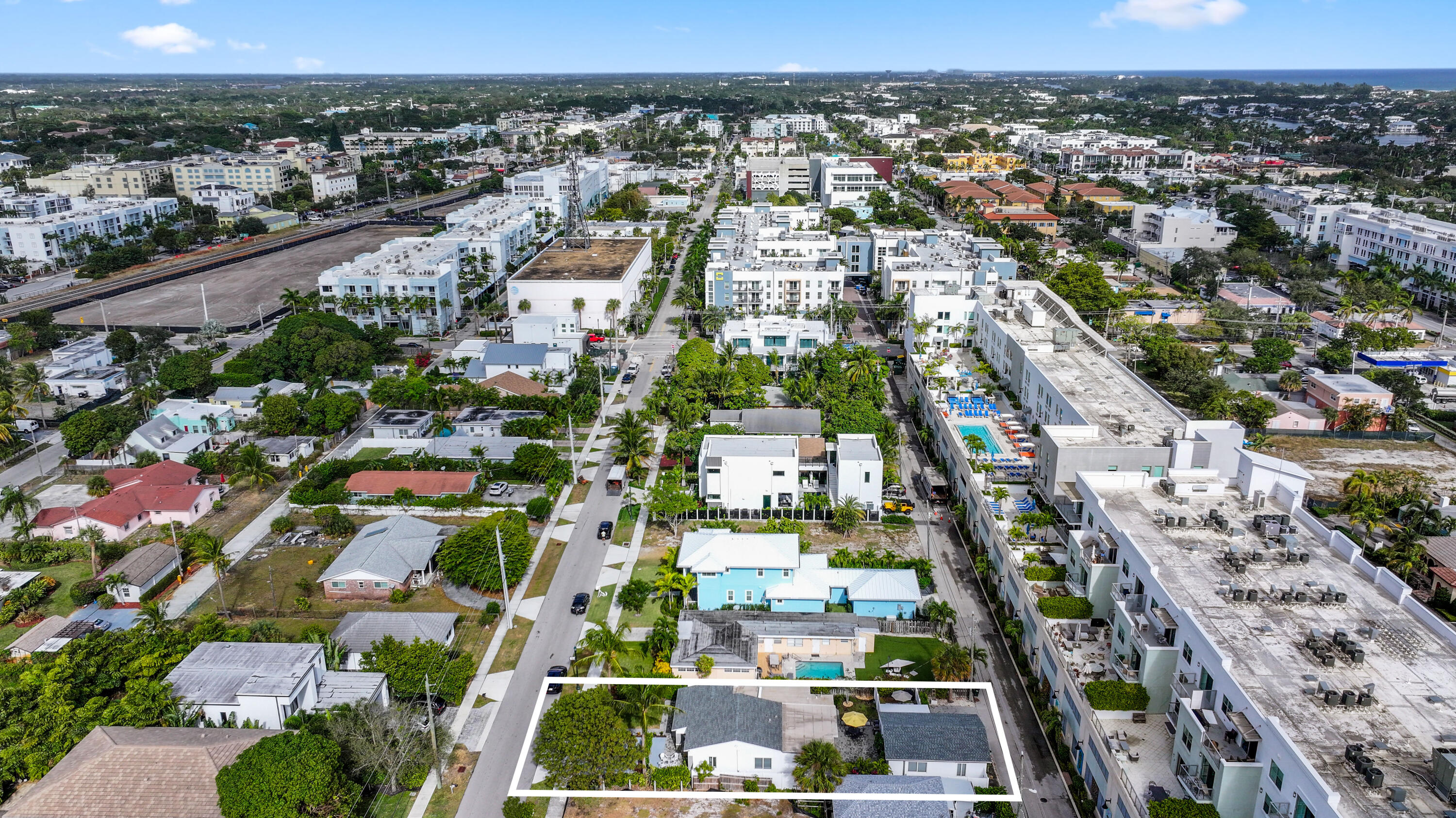 237 SE 4th Avenue