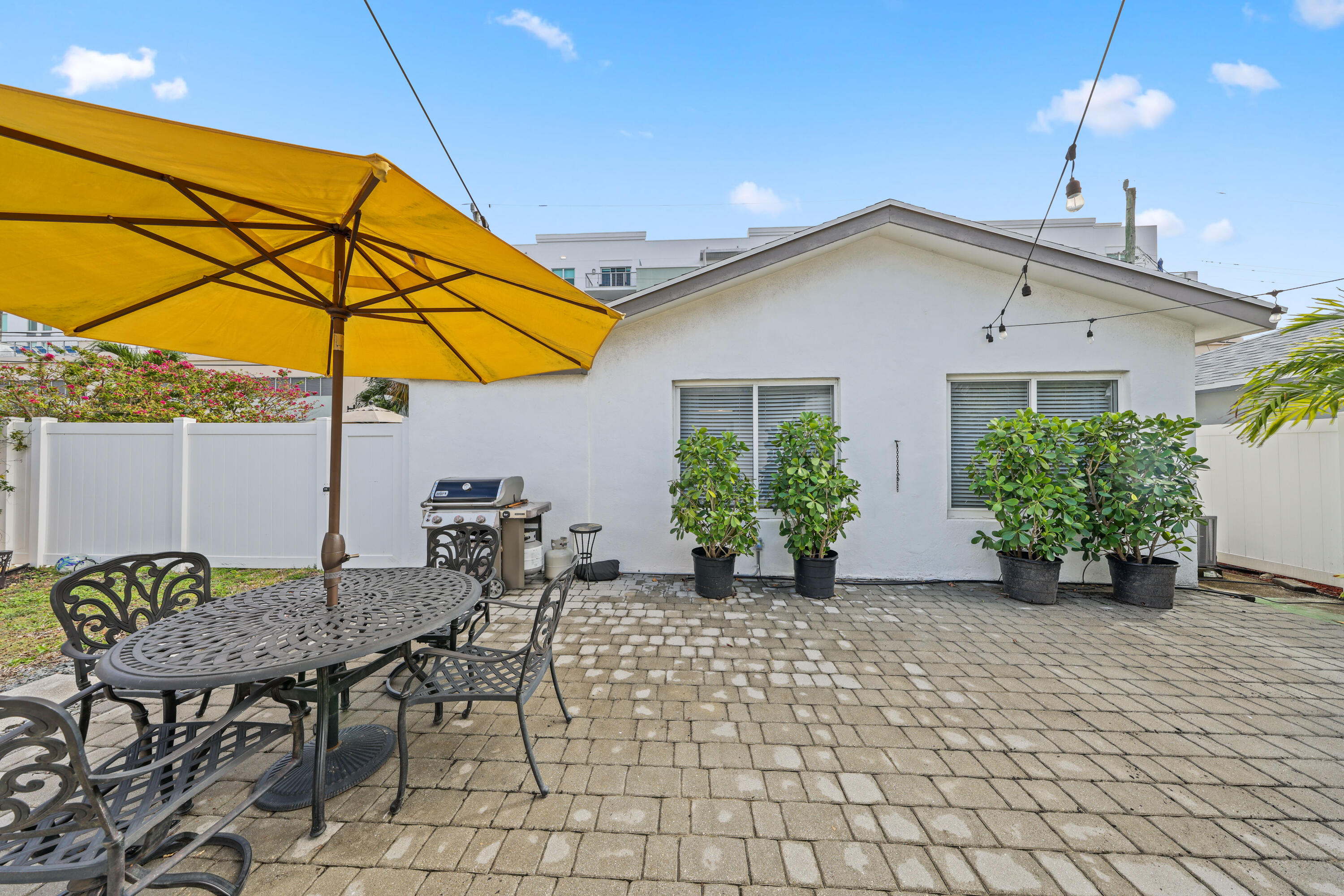 237 SE 4th Avenue