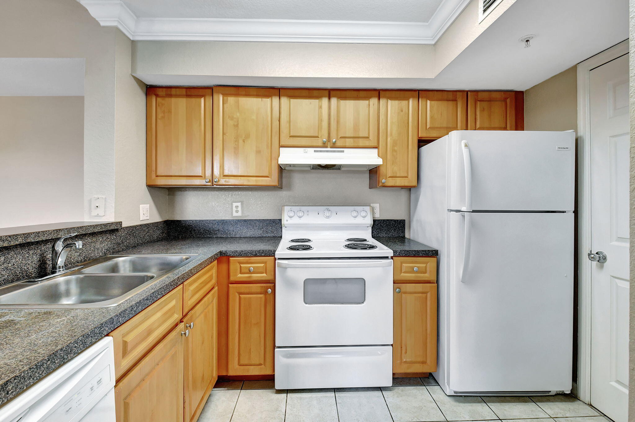 15065 Michelangelo Boulevard 306