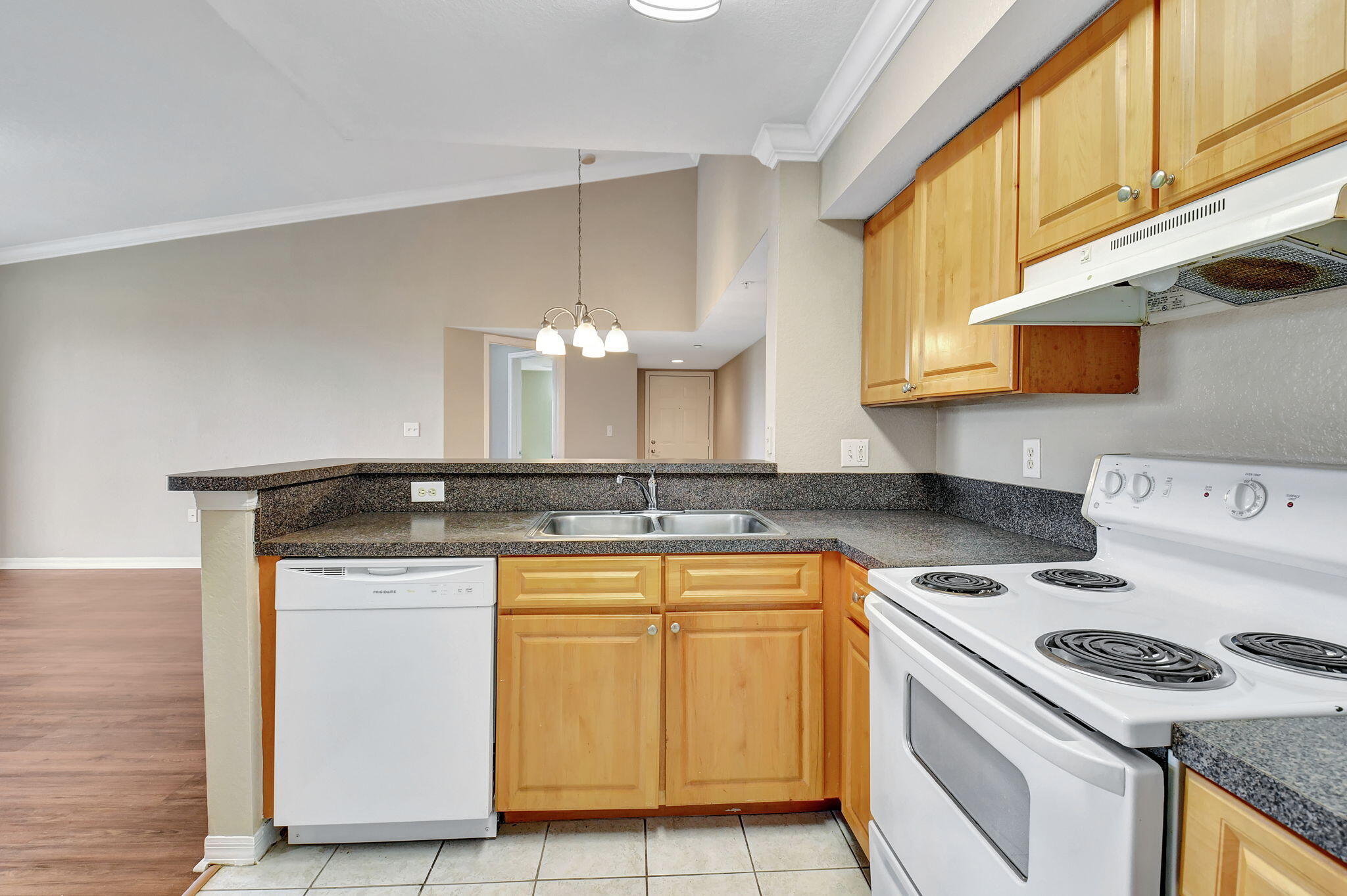 15065 Michelangelo Boulevard 306