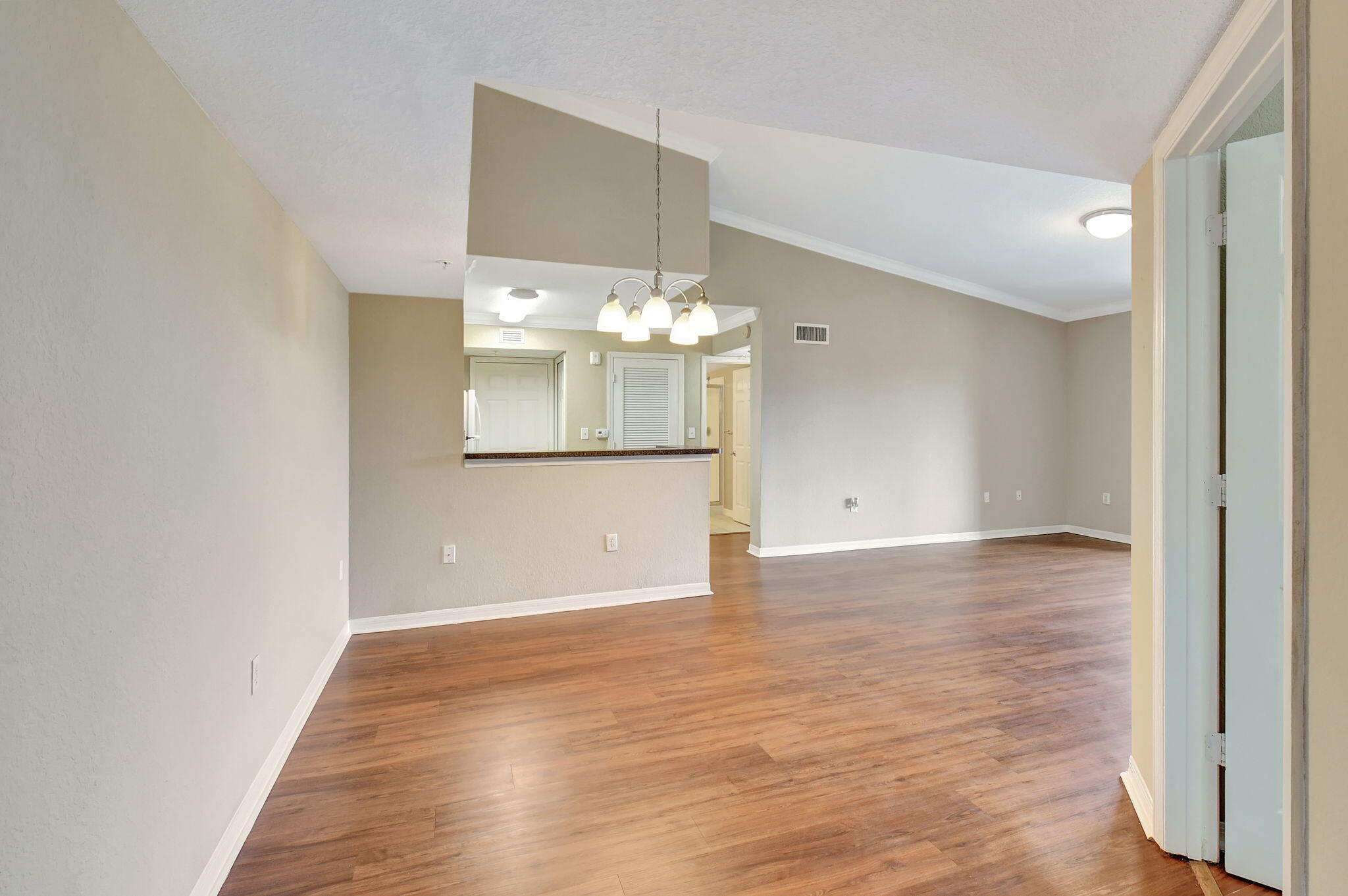 15065 Michelangelo Boulevard 306