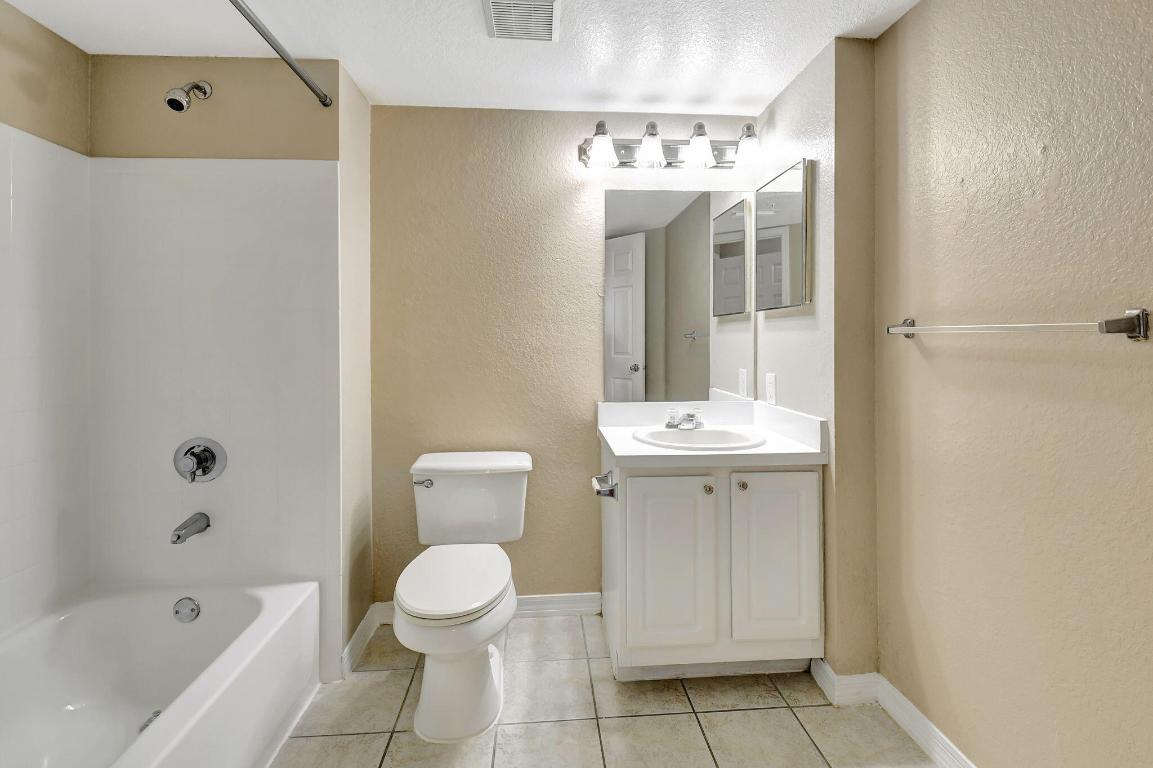 15065 Michelangelo Boulevard 306