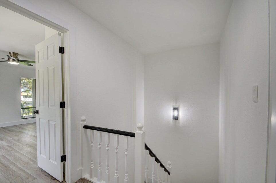 1010 NE 8th Avenue B 10