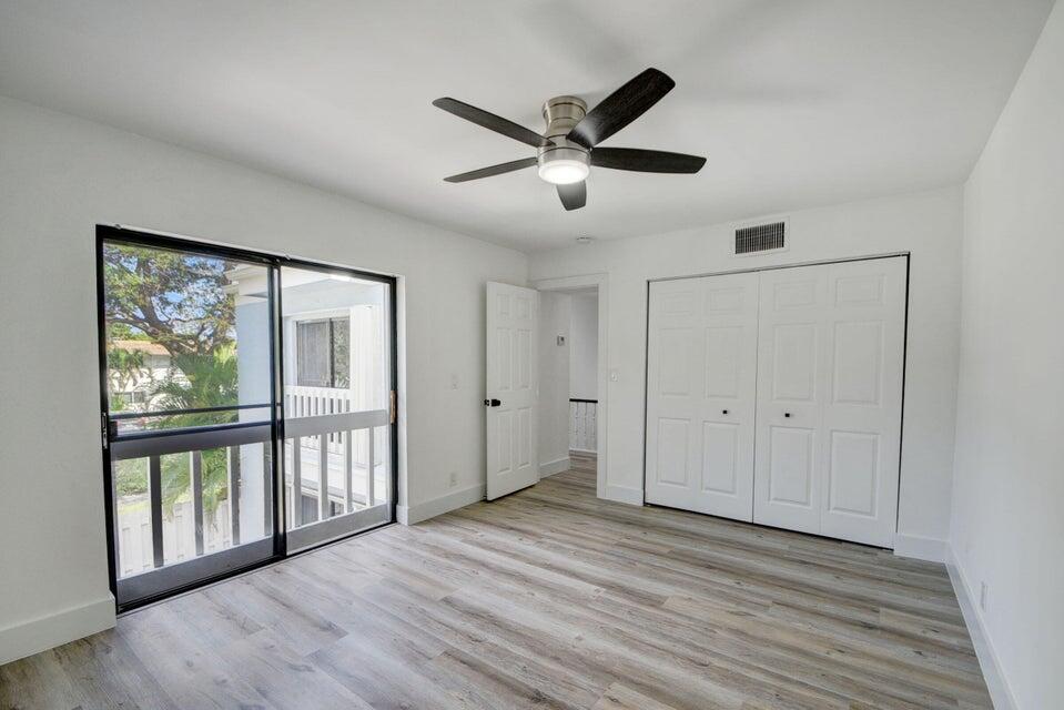1010 NE 8th Avenue B 10